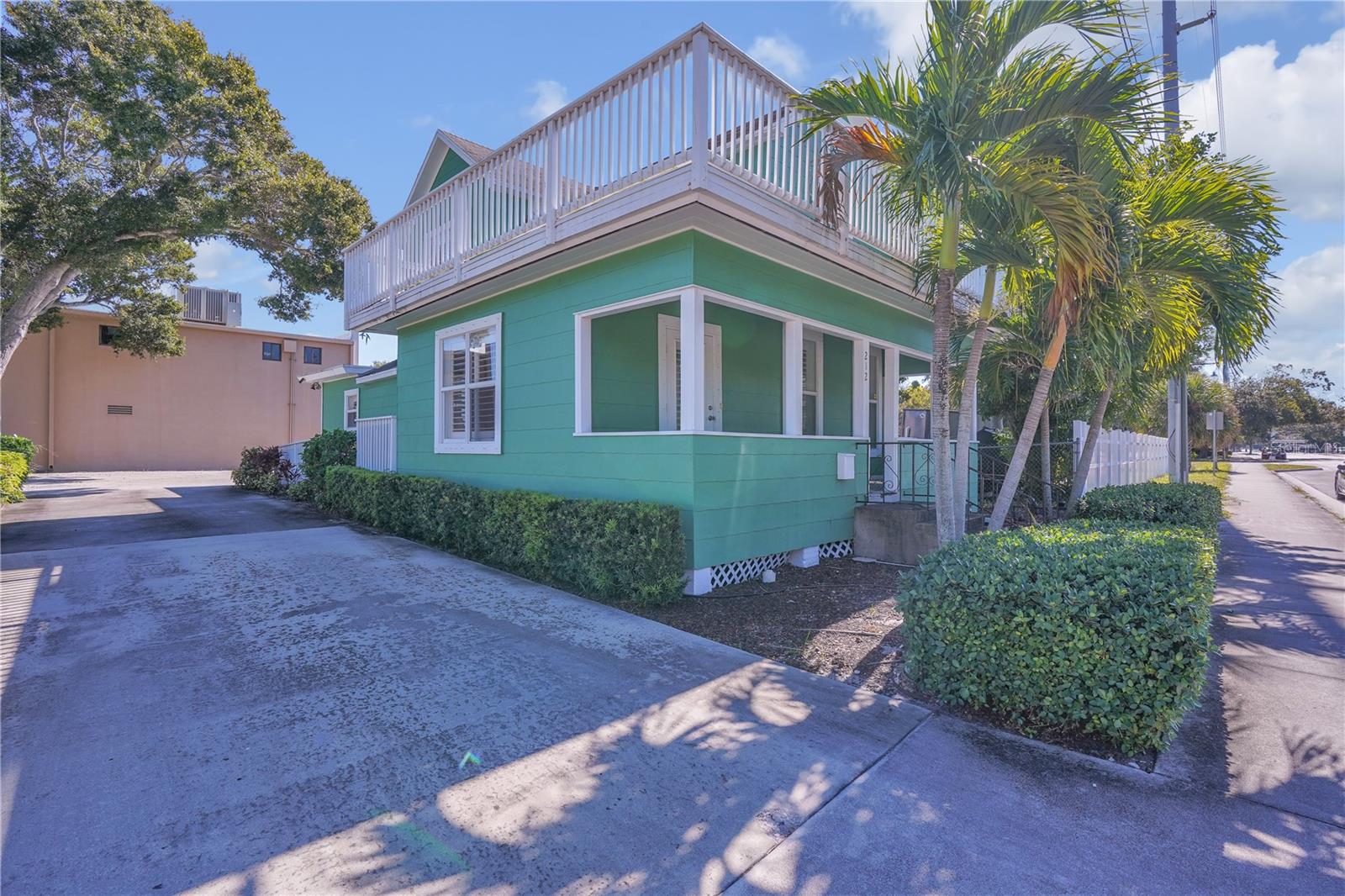 Image 6 of 39 For 212 7th Street