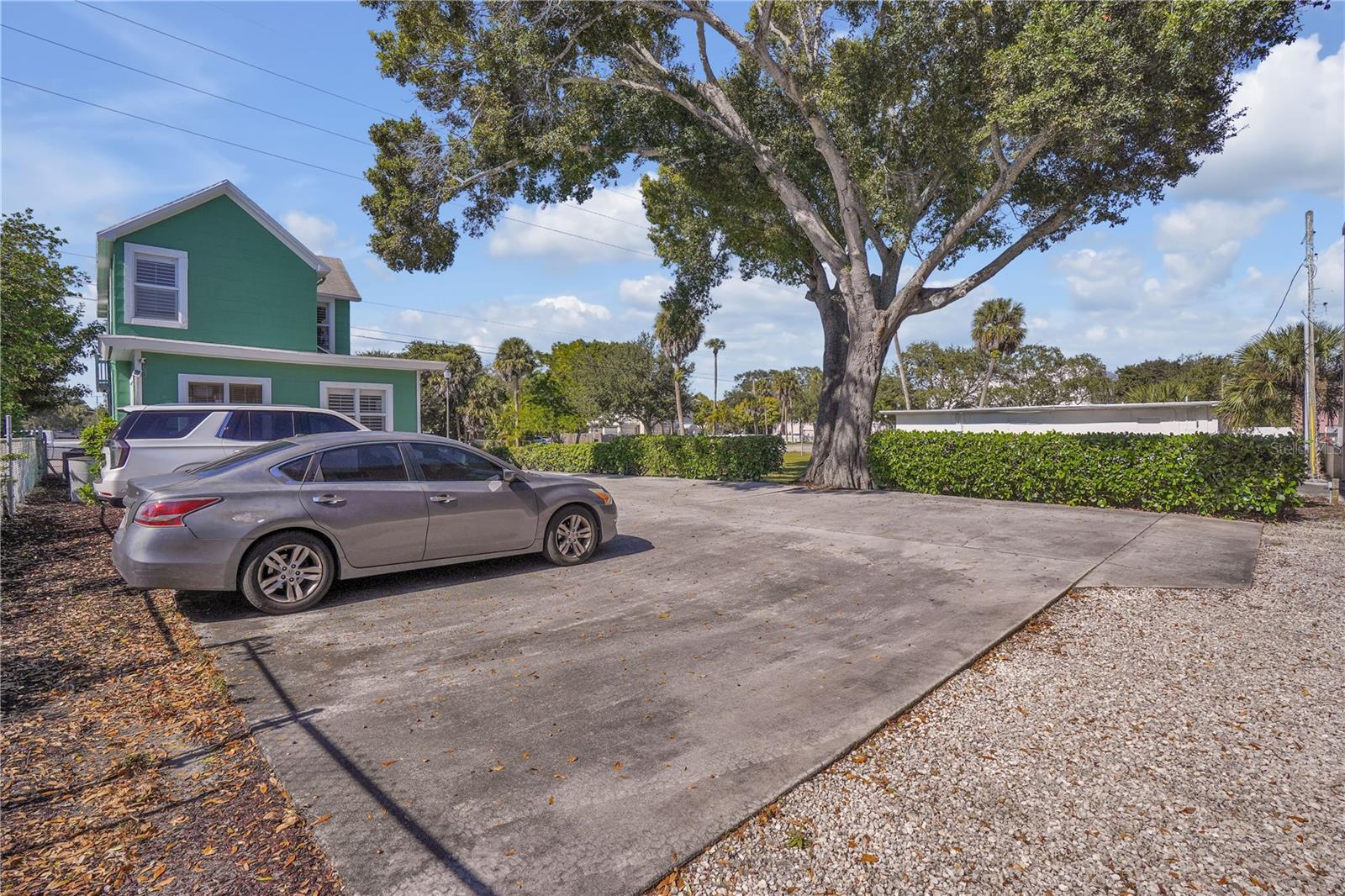 Image 9 of 39 For 212 7th Street