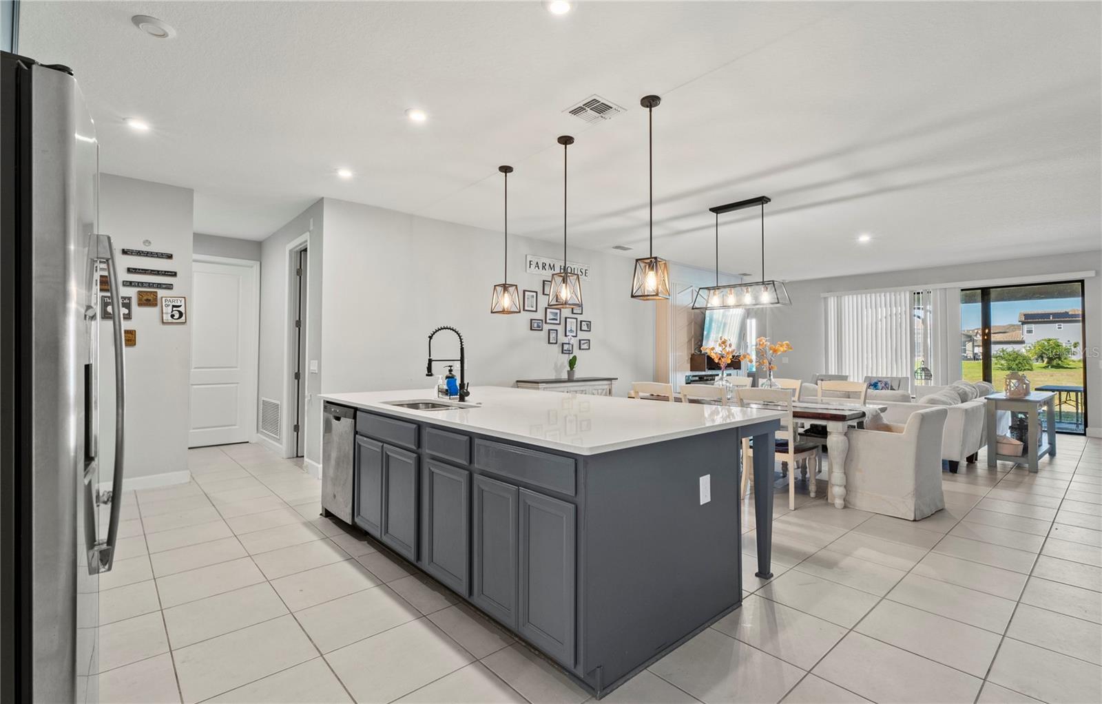 Image 12 of 51 For 2731 Rialto Court