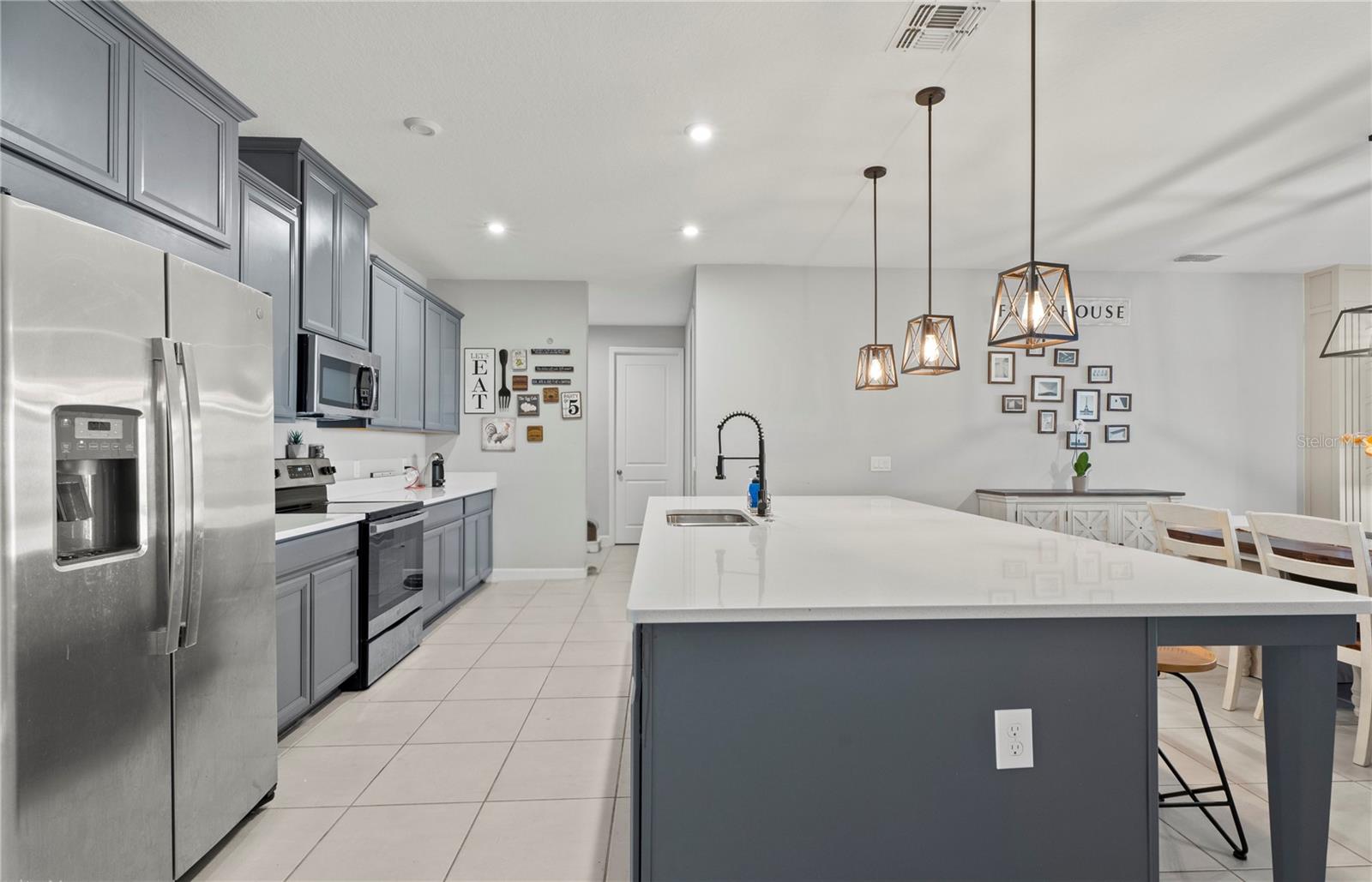 Image 13 of 51 For 2731 Rialto Court