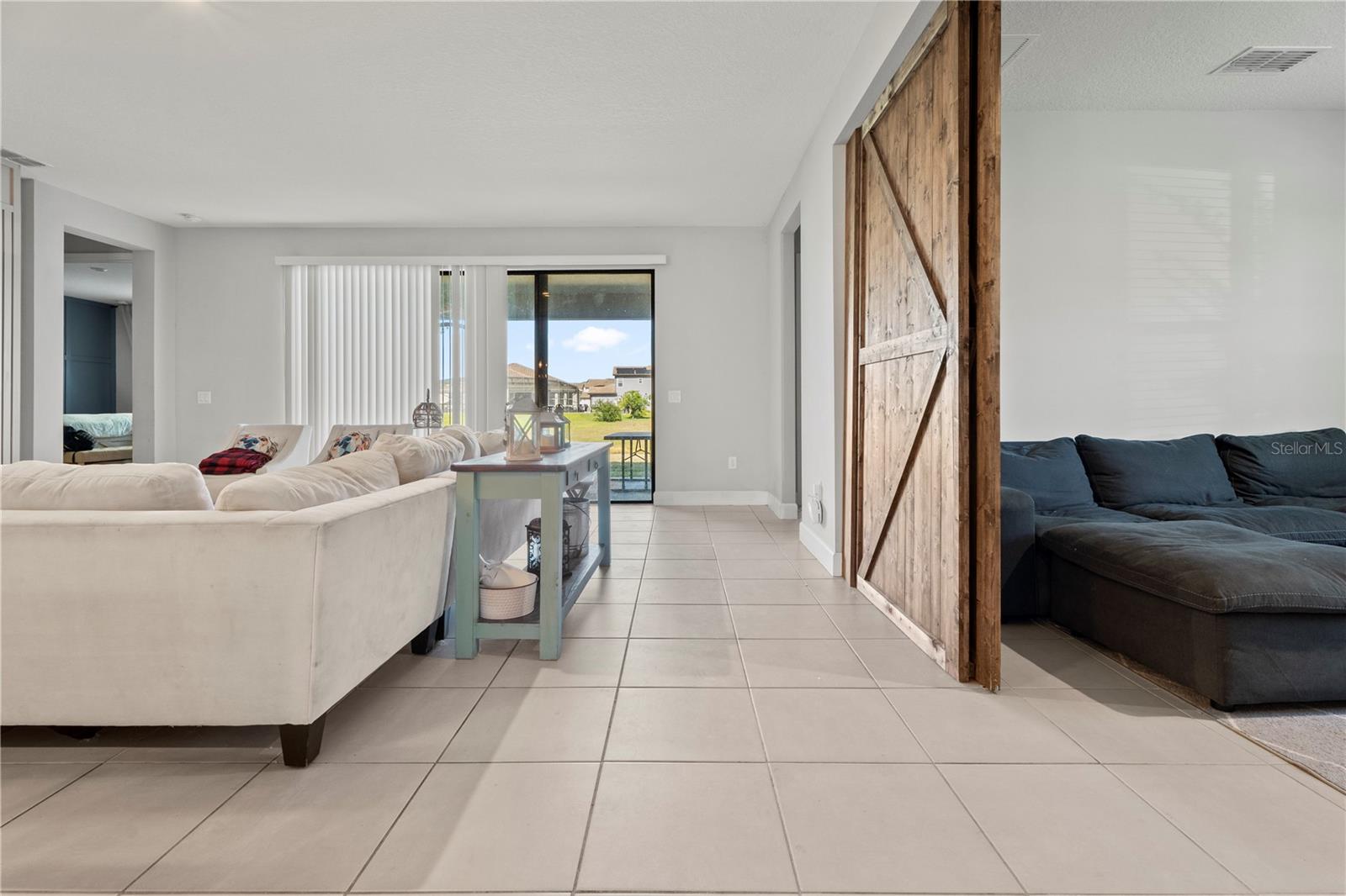 Image 20 of 51 For 2731 Rialto Court