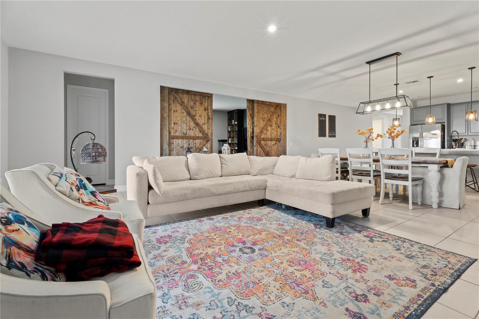 Image 29 of 51 For 2731 Rialto Court