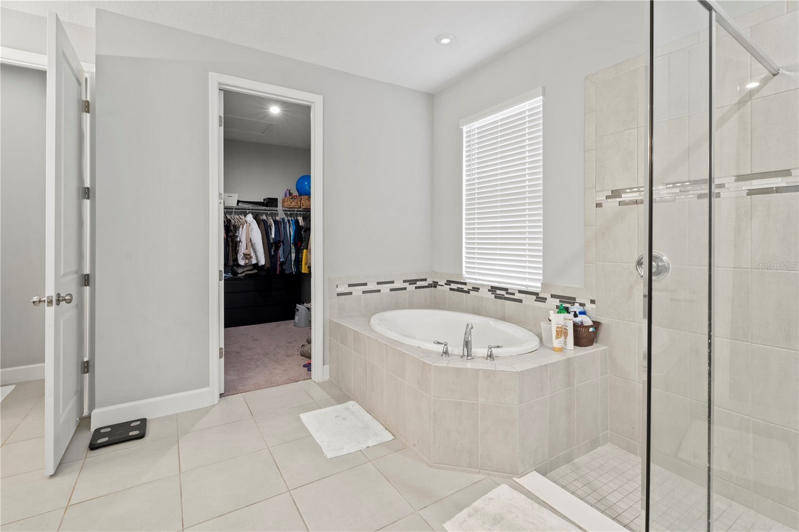 Image 33 of 51 For 2731 Rialto Court