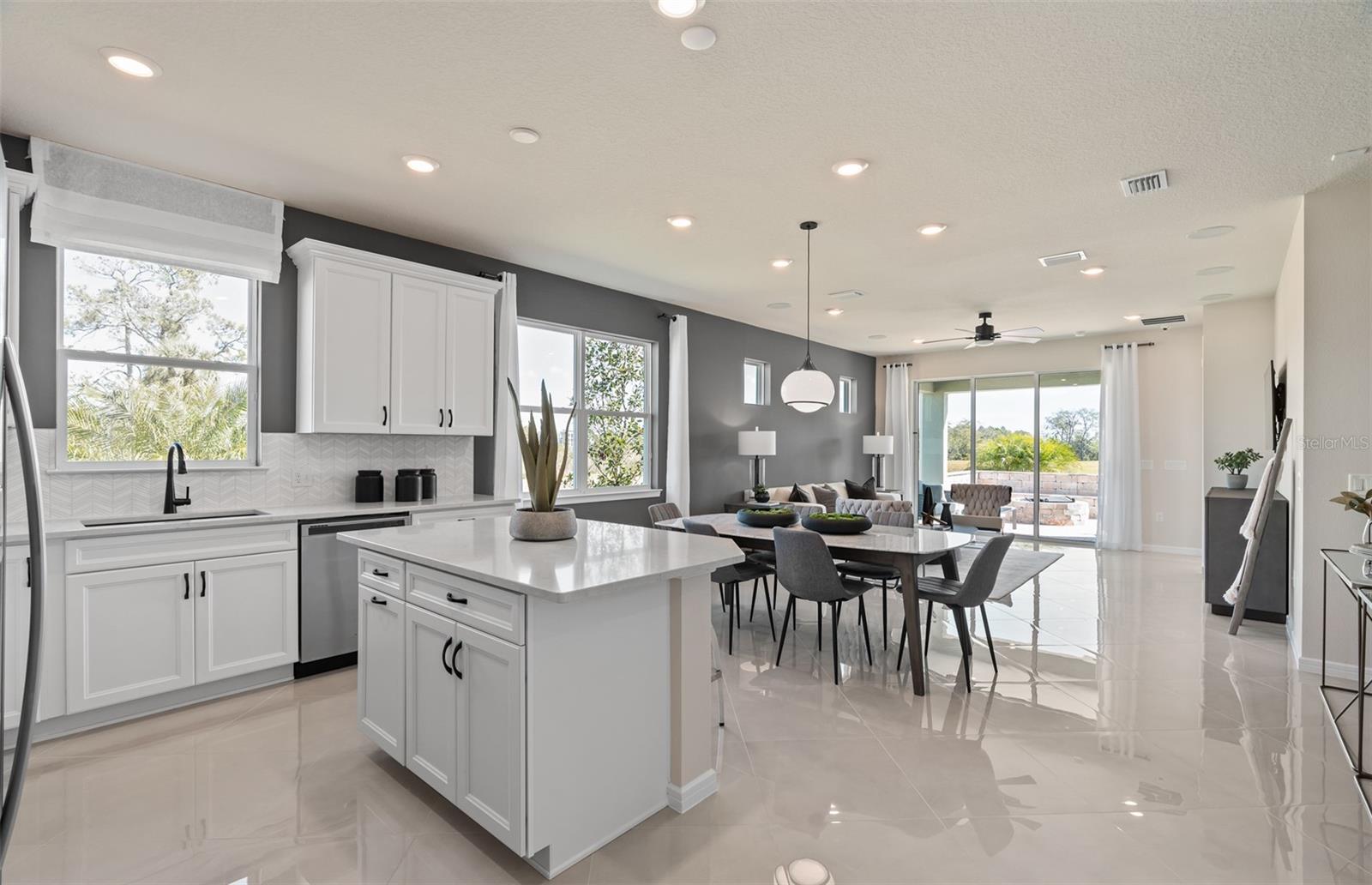 Image 7 of 30 For 15831 Gem View Street