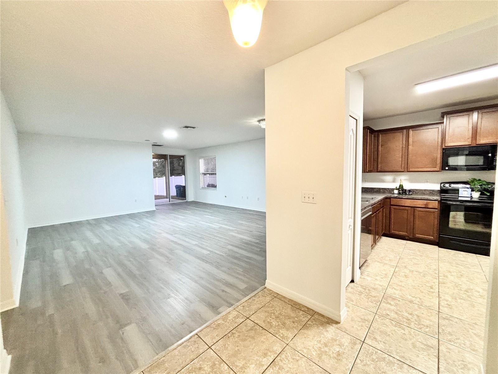 Image 11 of 24 For 3025 Patterson Groves Drive