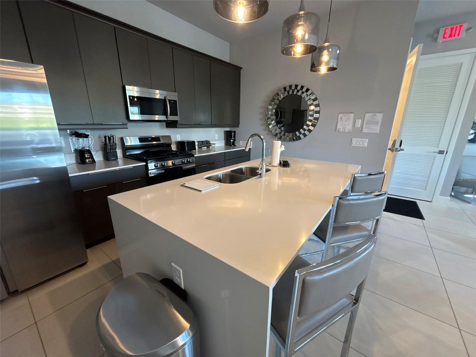 Image 5 of 27 For 7740 Sandy Ridge Drive 131