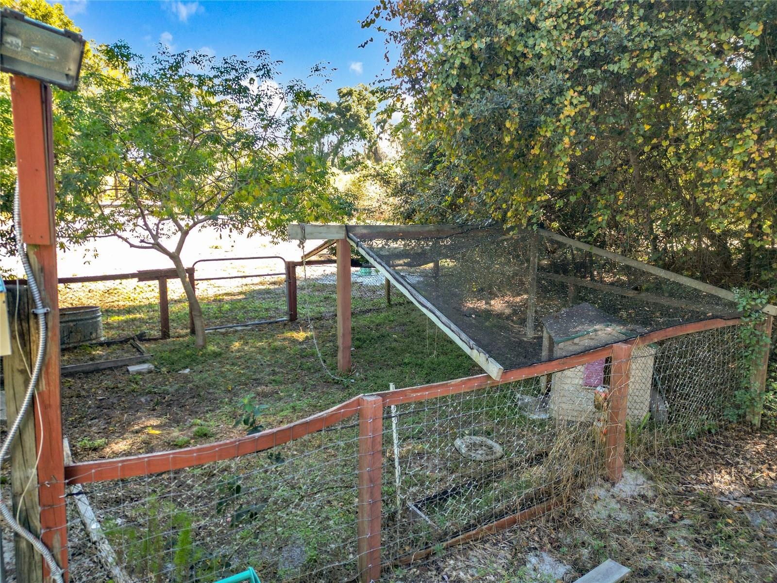 Image 25 of 33 For 16990 30th Court