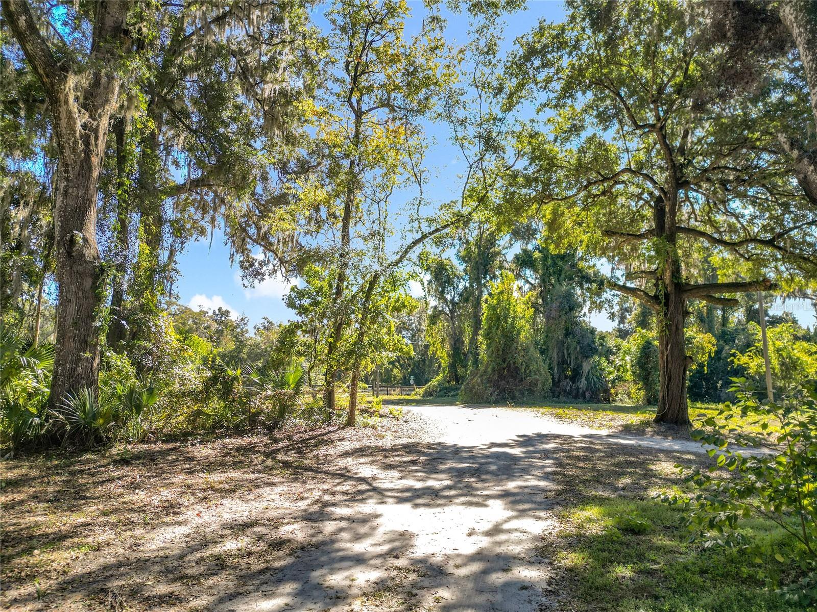 Image 31 of 33 For 16990 30th Court