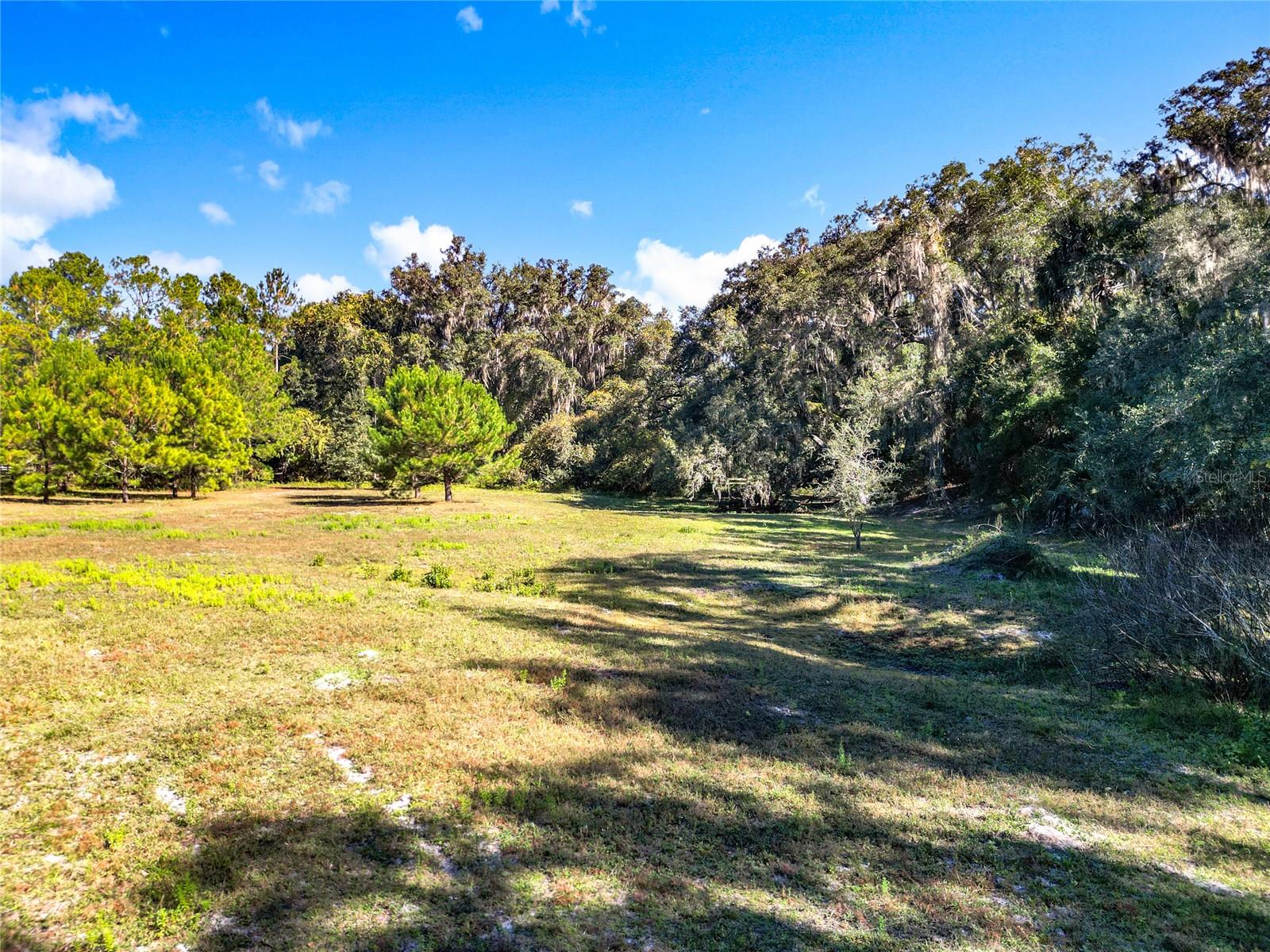 Image 5 of 33 For 16990 30th Court