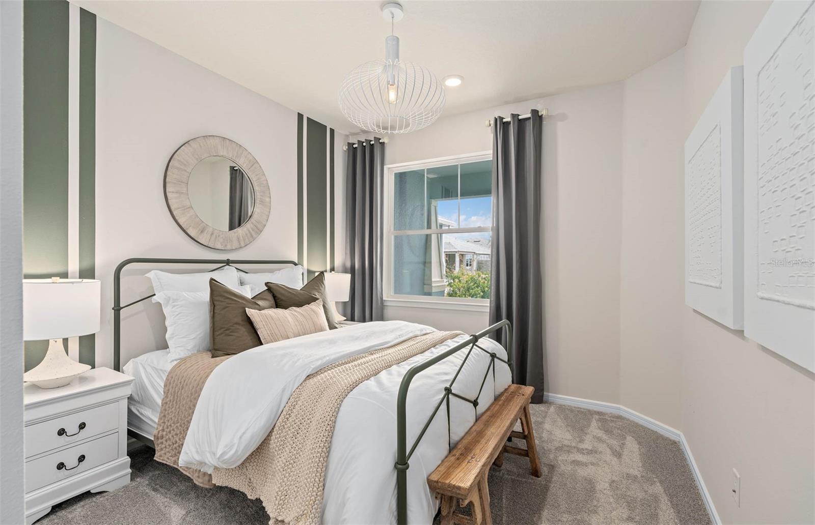 Image 20 of 25 For 15843 Gem View Street