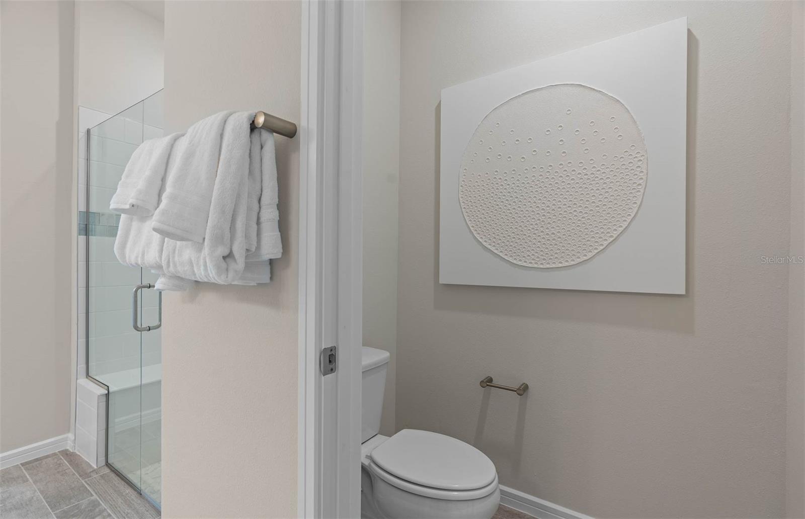 Image 19 of 25 For 15873 Gem View Street