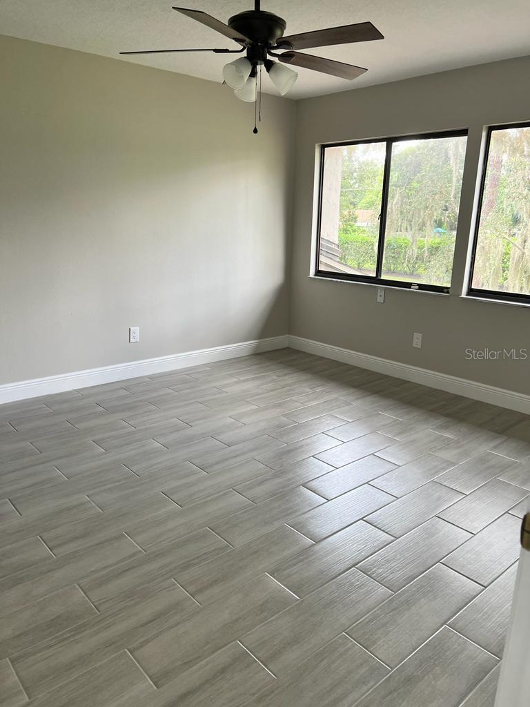 Image 10 of 12 For 605 Woodridge Drive