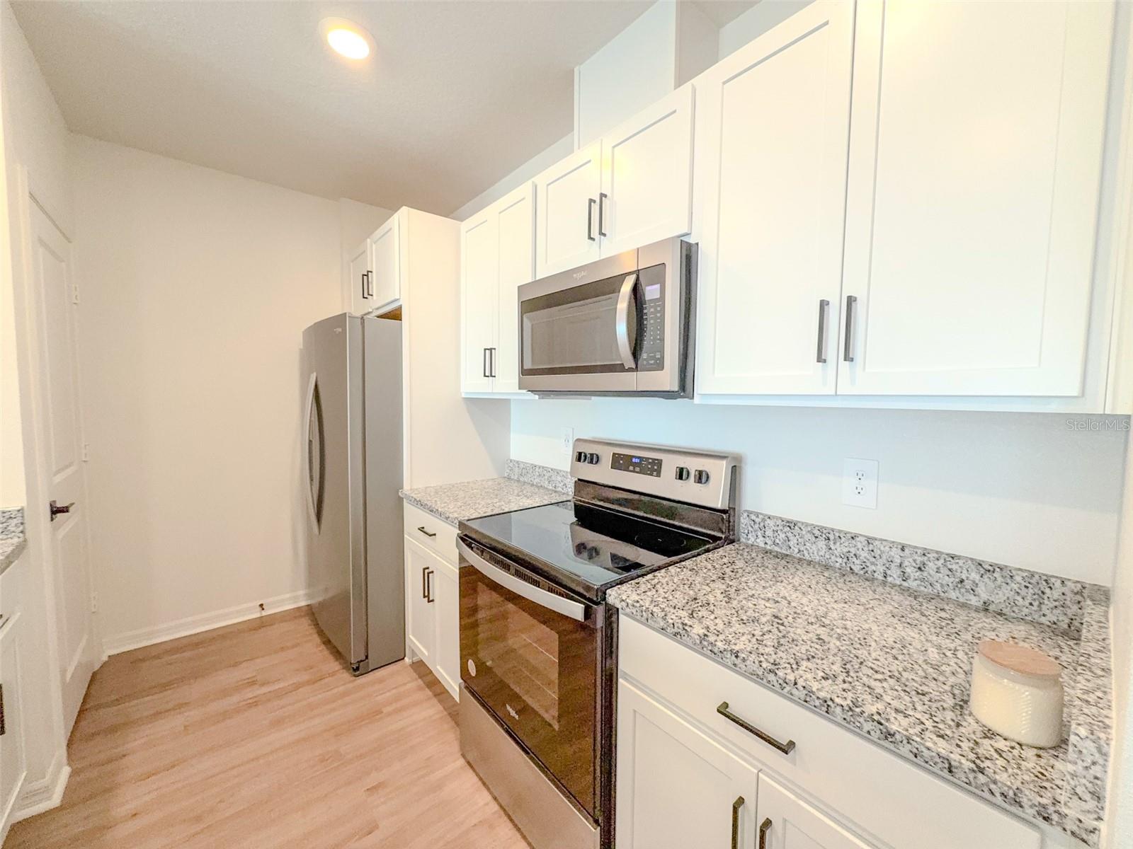 Image 6 of 36 For 9419 Westside Hills Drive