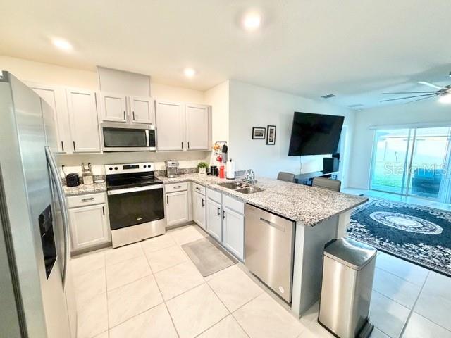 Image 6 of 14 For 3604 Sungrove Circle