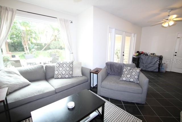 Image 12 of 34 For 230 Esther Street