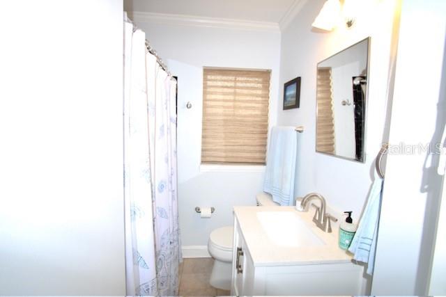 Image 24 of 34 For 230 Esther Street