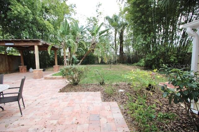 Image 25 of 34 For 230 Esther Street