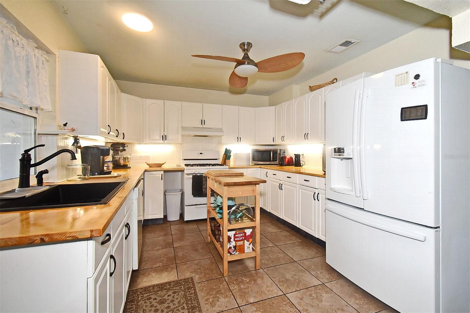 Image 25 of 37 For 31 Chip Court