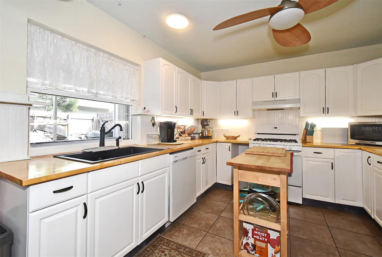 Image 26 of 37 For 31 Chip Court