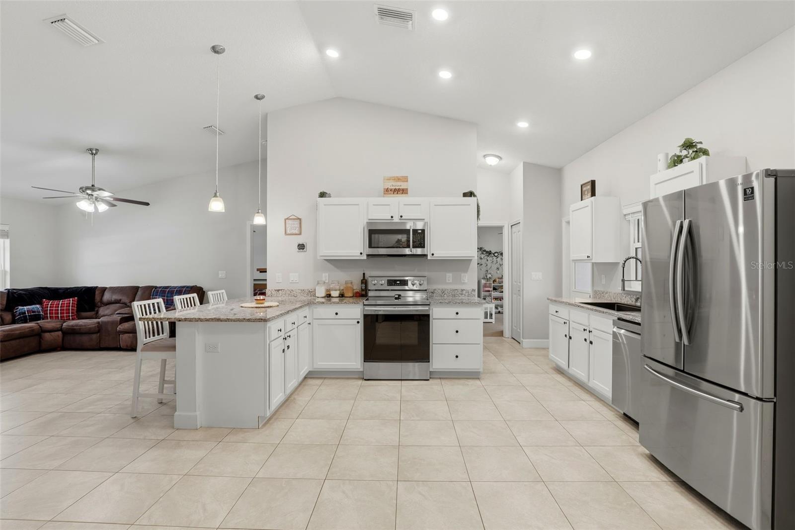 Image 11 of 33 For 1922 10th Avenue