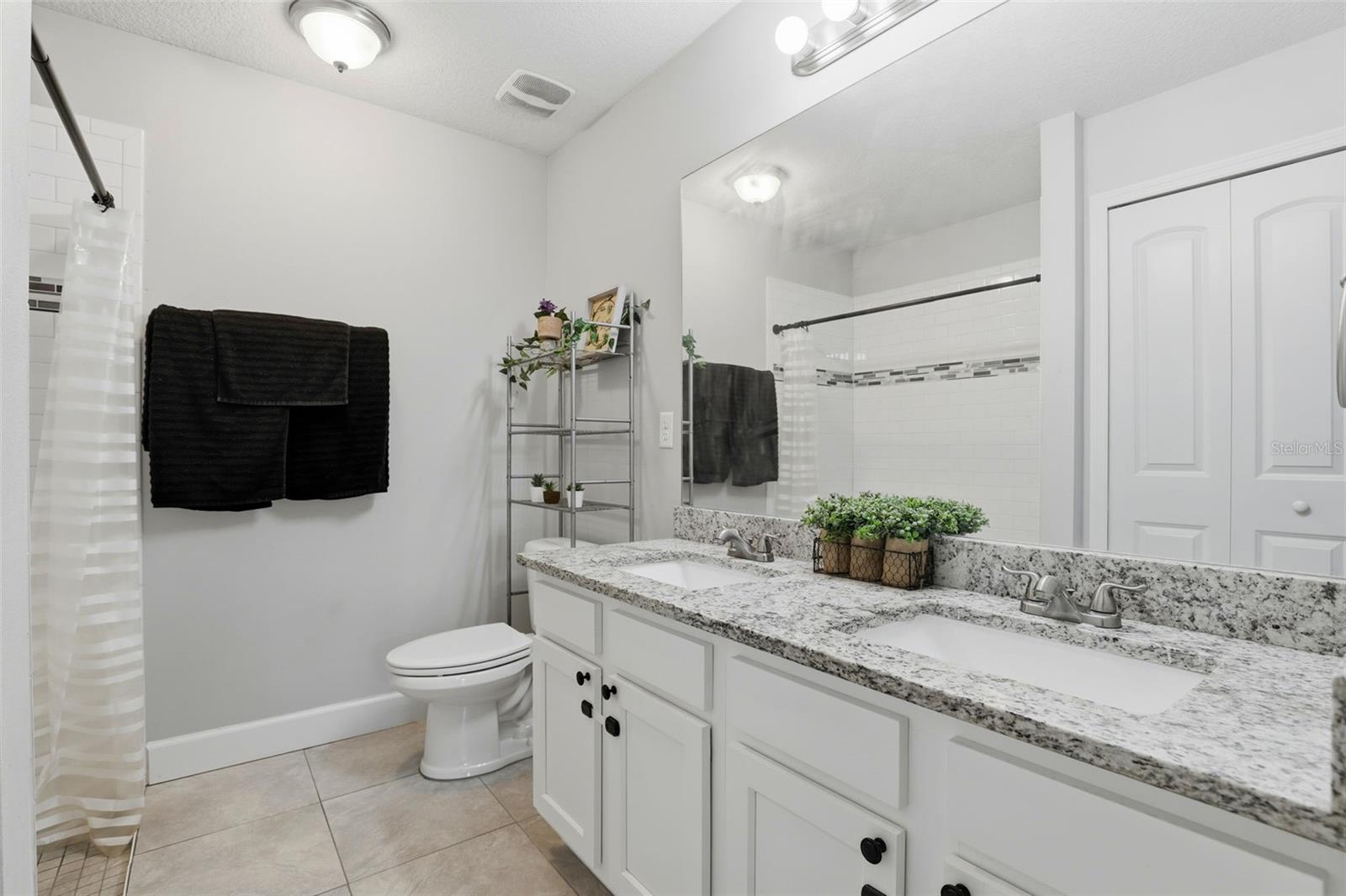 Image 18 of 33 For 1922 10th Avenue