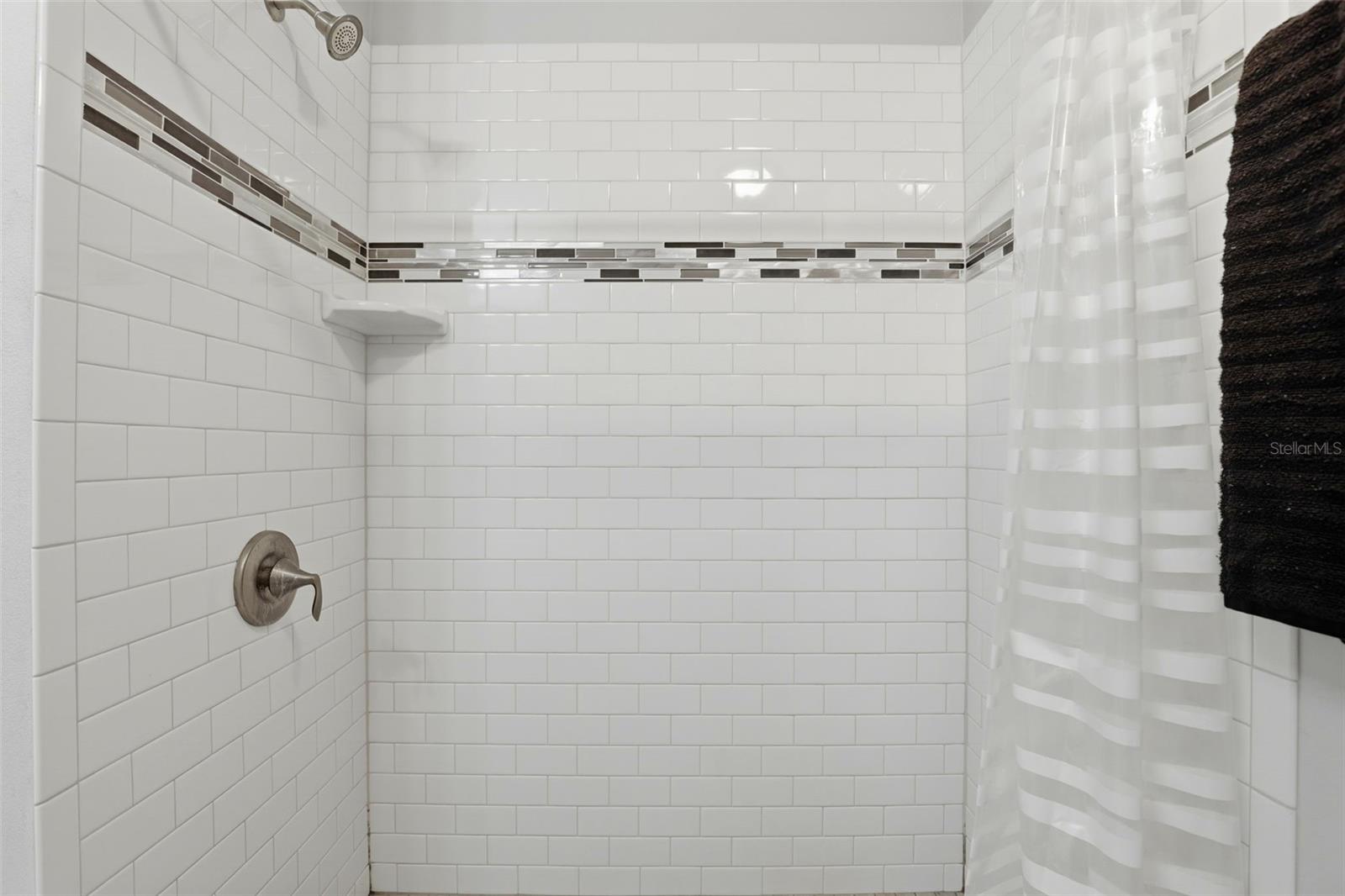 Image 19 of 33 For 1922 10th Avenue