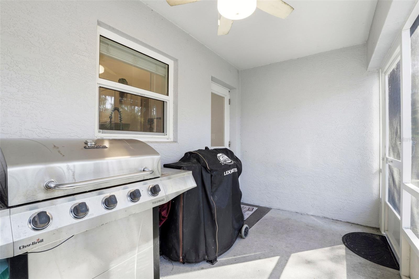 Image 26 of 33 For 1922 10th Avenue