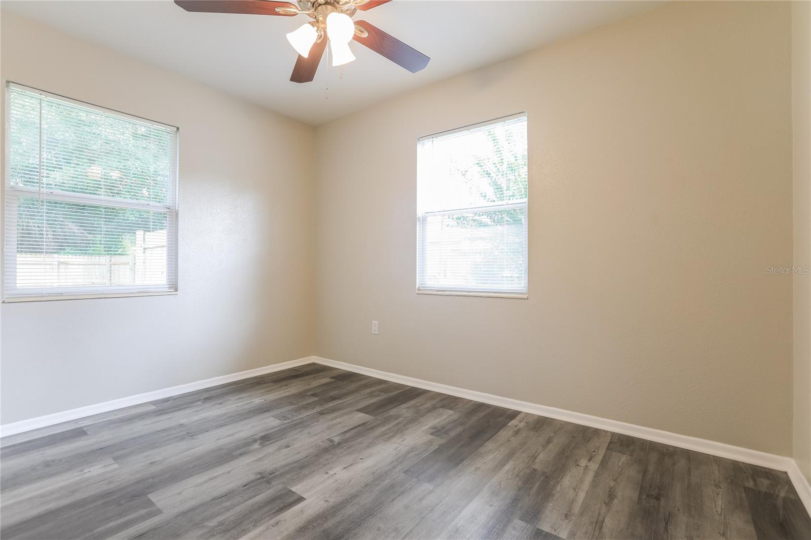 Image 11 of 16 For 250 Shade Avenue