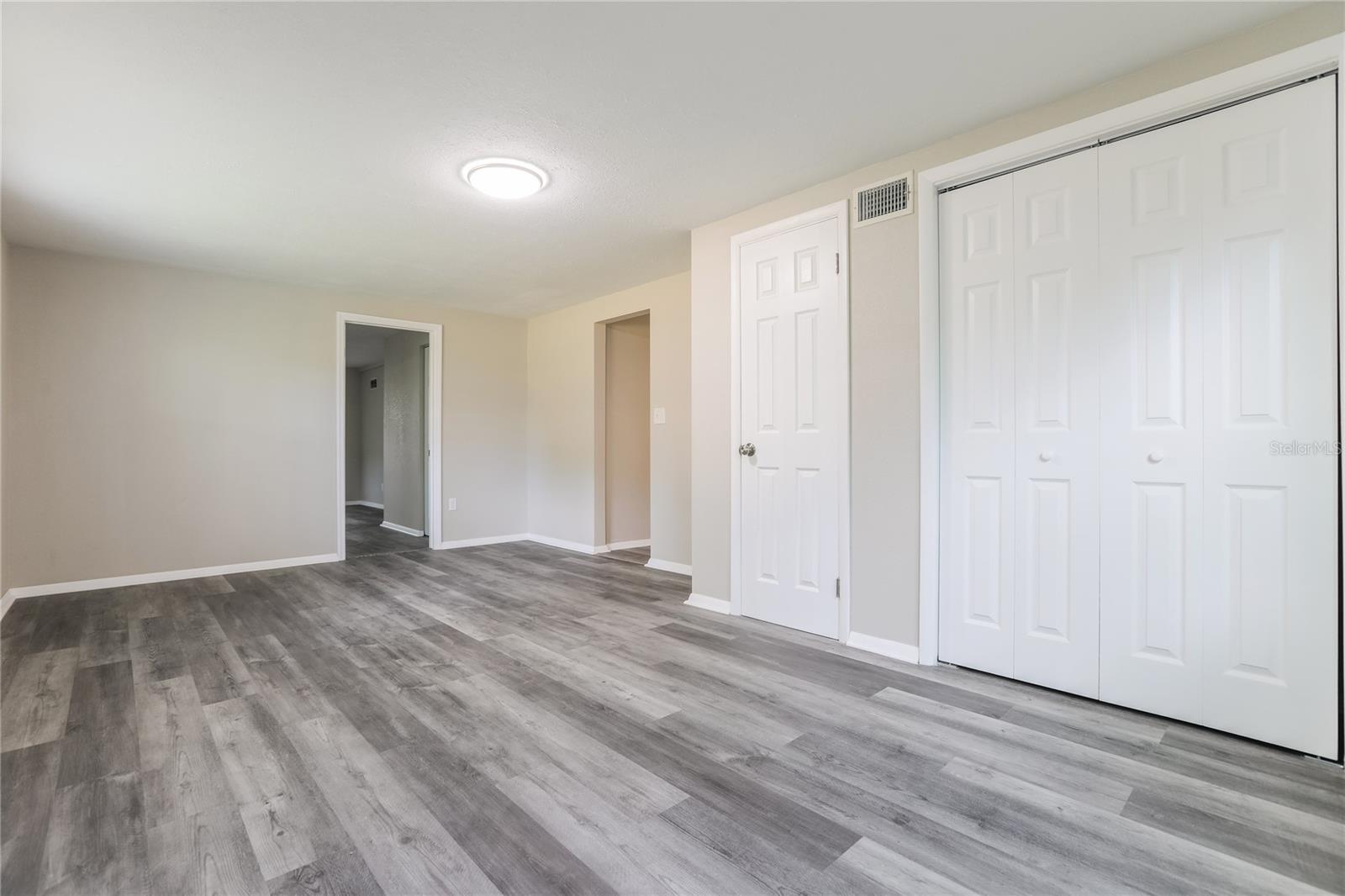 Image 4 of 16 For 250 Shade Avenue