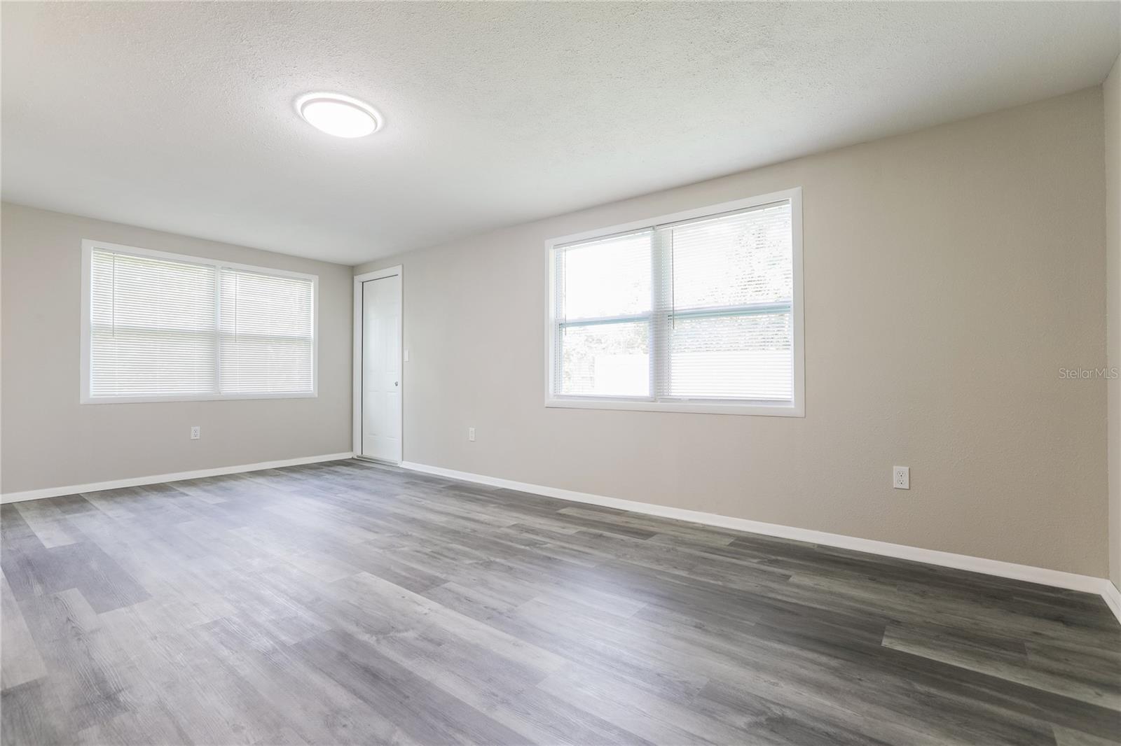 Image 5 of 16 For 250 Shade Avenue