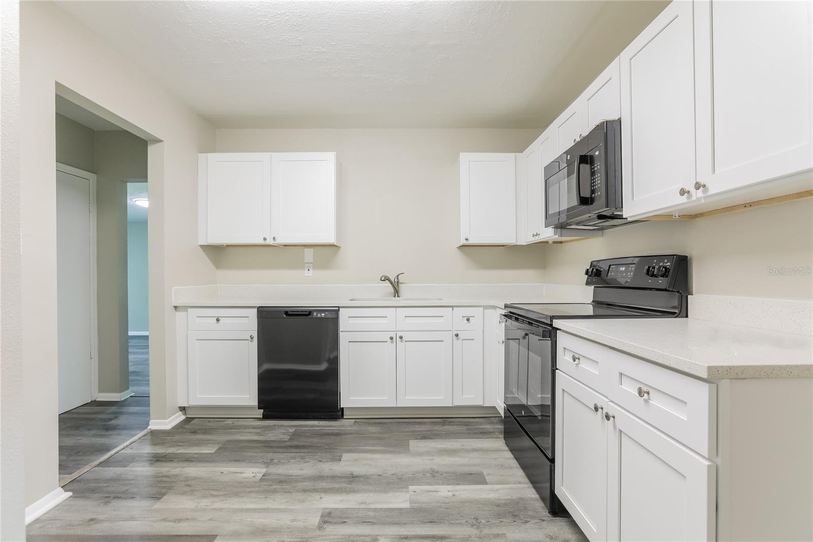 Image 7 of 16 For 250 Shade Avenue