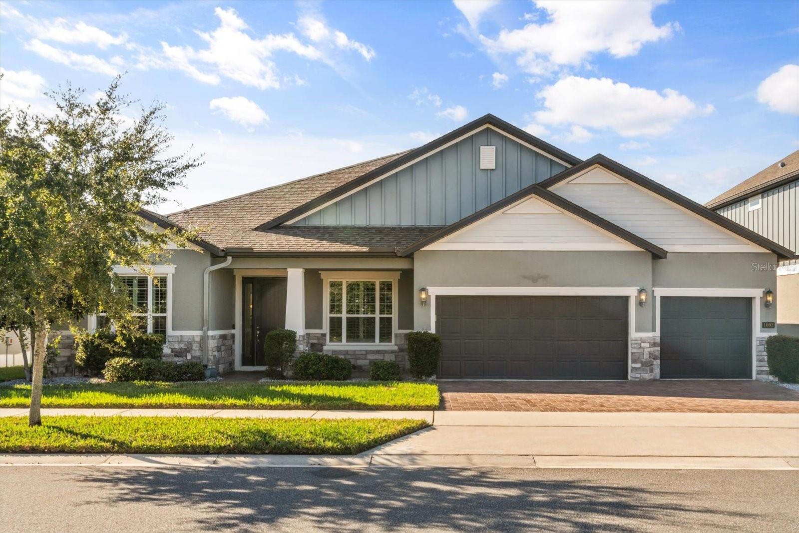 Image 4 of 88 For 1092 Wading Waters Circle