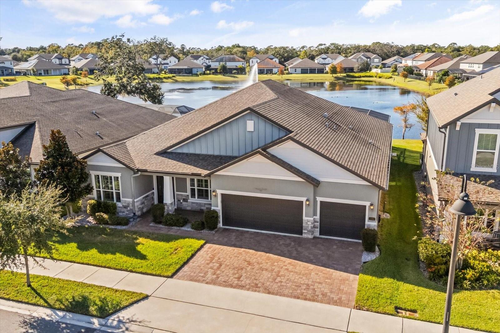 Image 5 of 88 For 1092 Wading Waters Circle