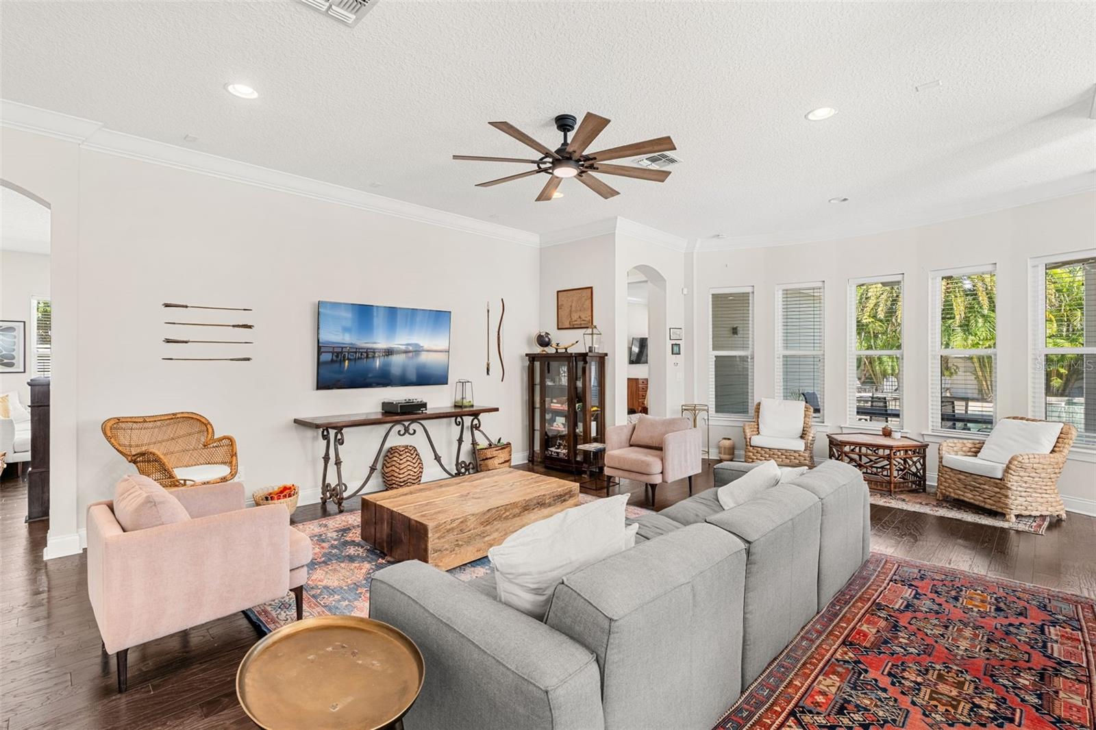 Image 10 of 42 For 1629 Delaney Avenue