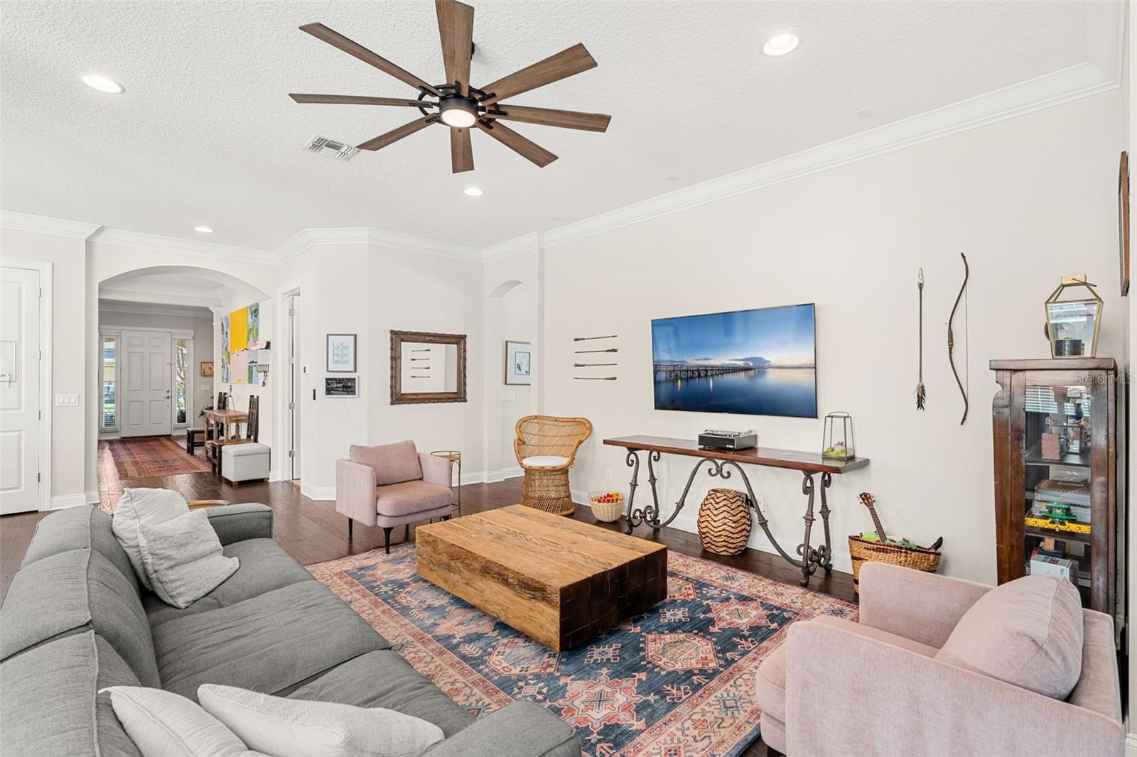 Image 11 of 42 For 1629 Delaney Avenue