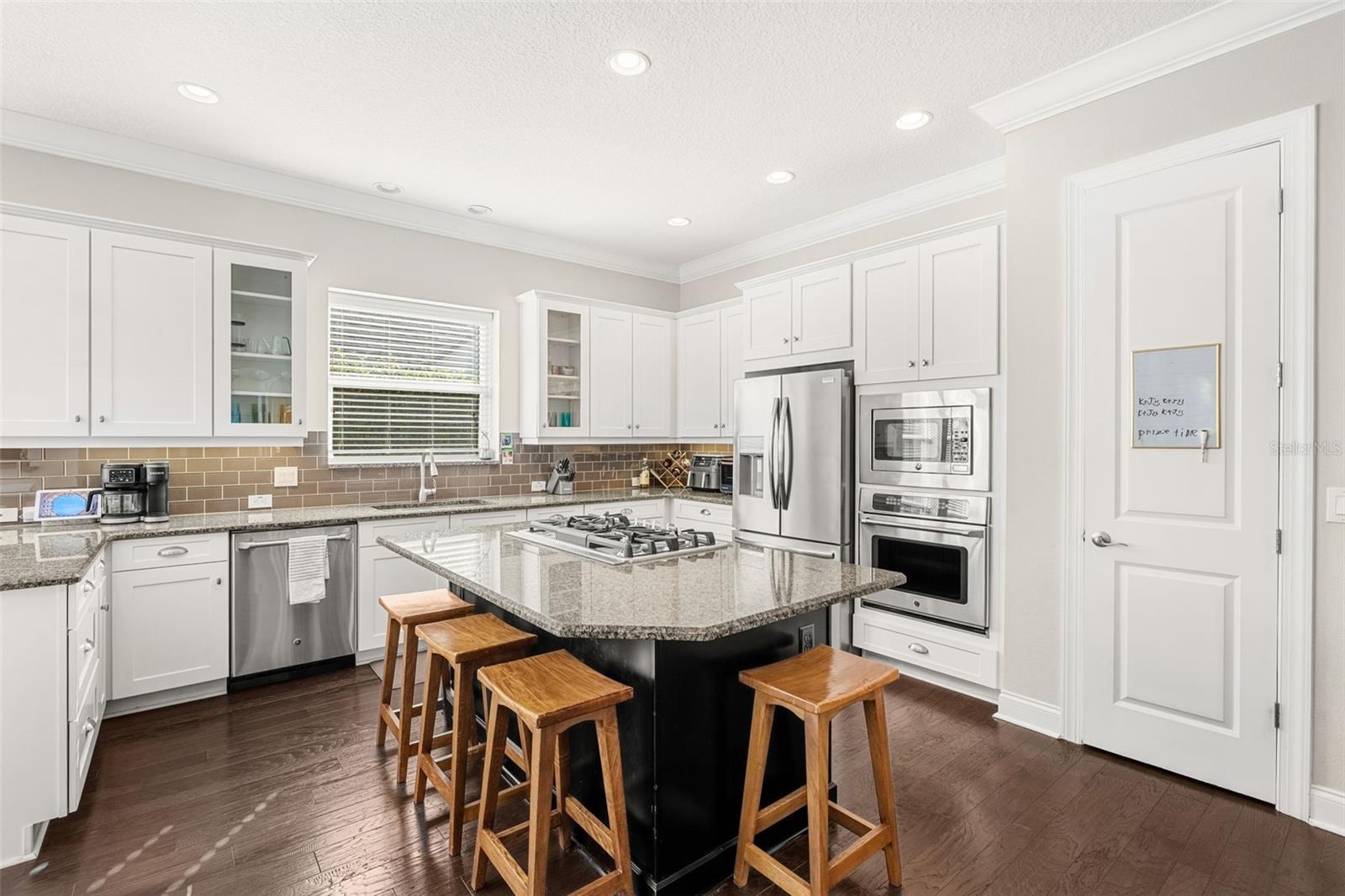 Image 13 of 42 For 1629 Delaney Avenue