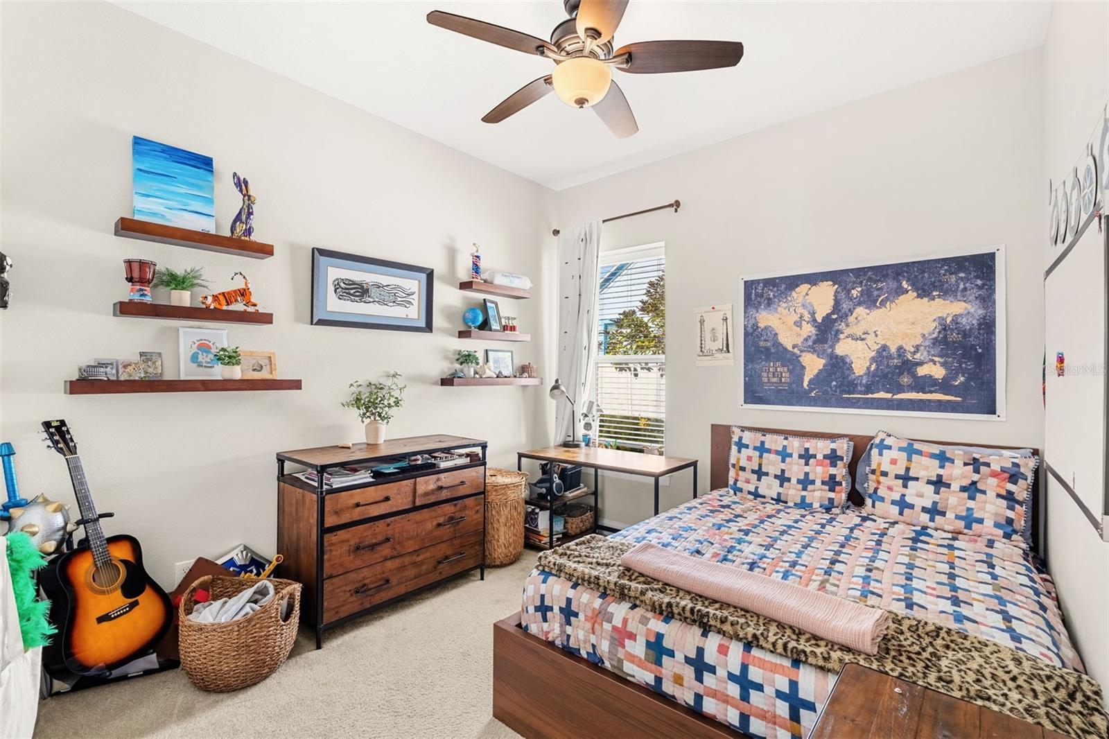 Image 23 of 42 For 1629 Delaney Avenue