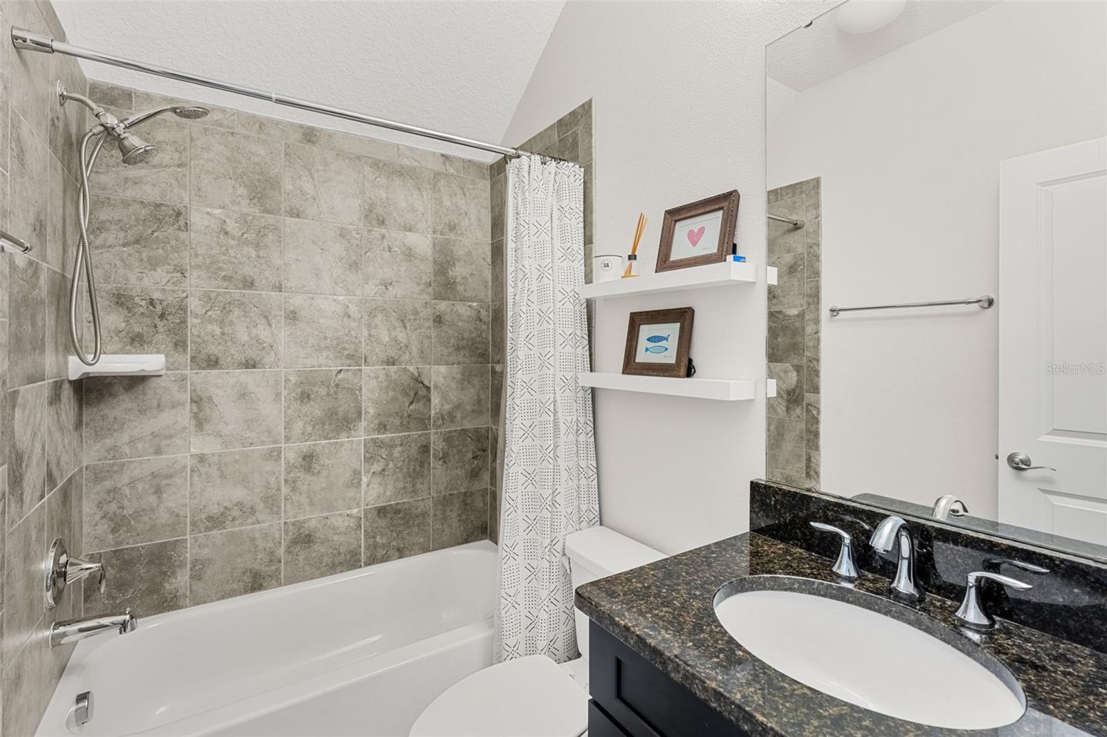 Image 29 of 42 For 1629 Delaney Avenue