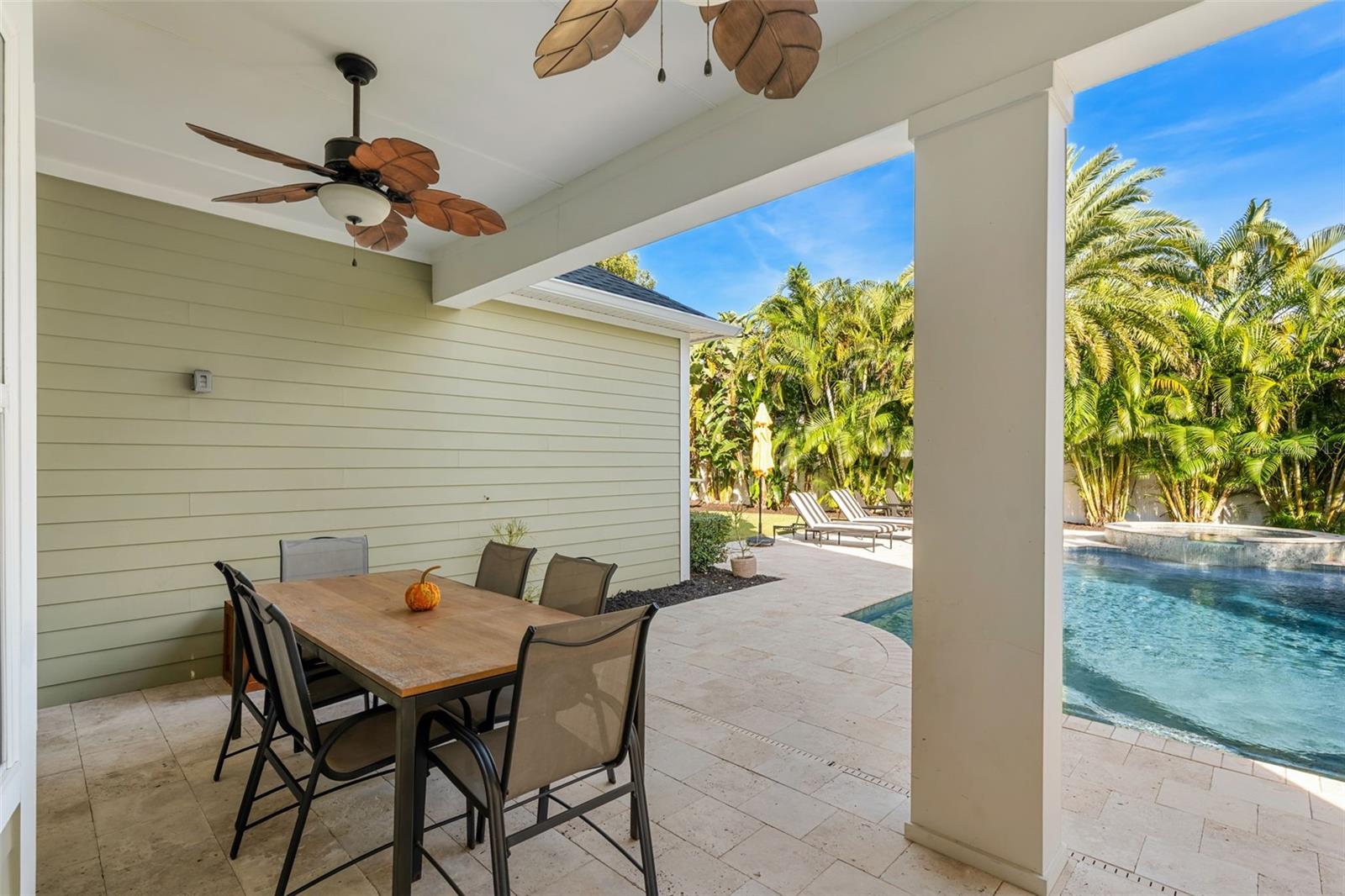 Image 30 of 42 For 1629 Delaney Avenue