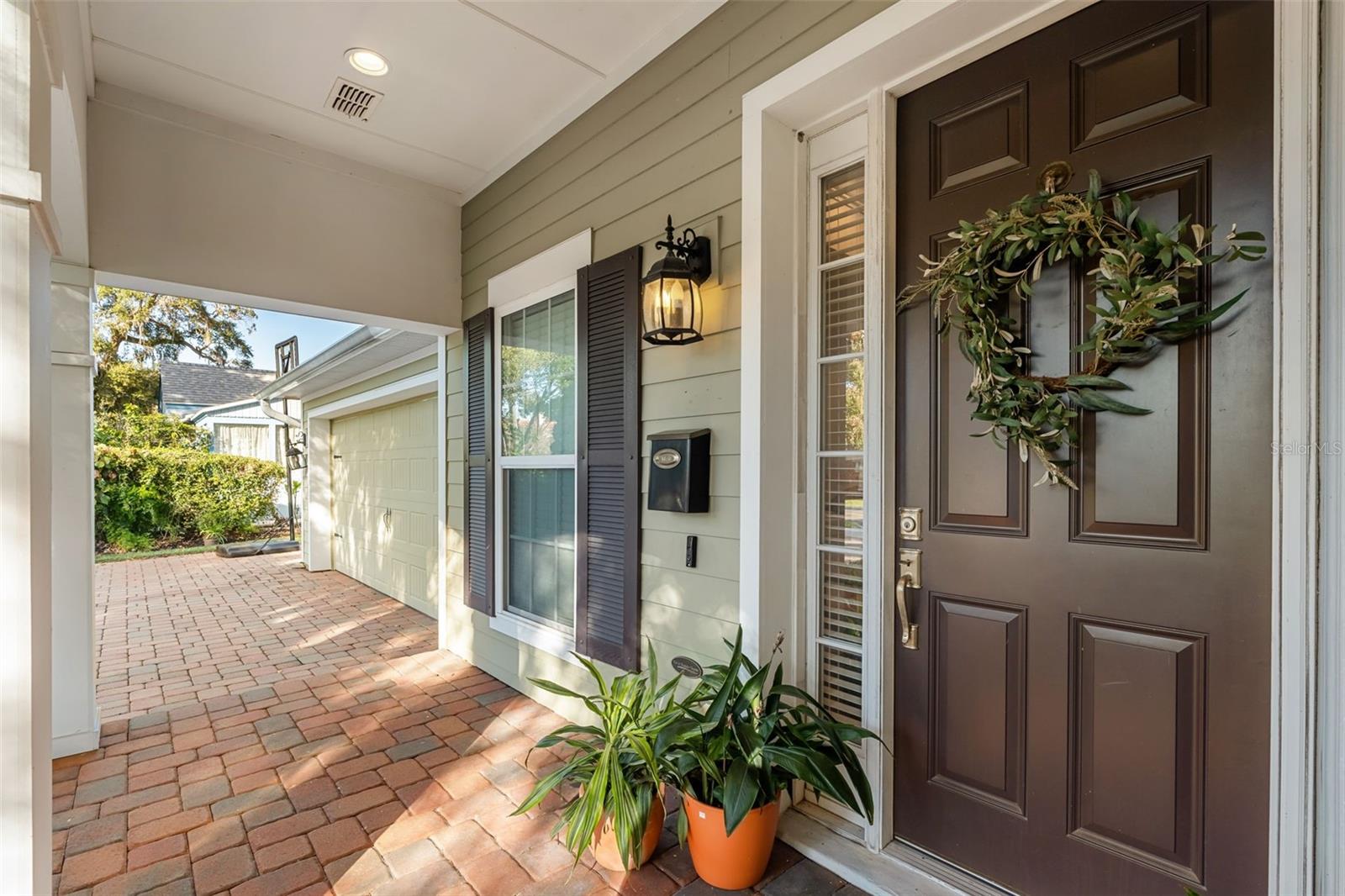 Image 6 of 42 For 1629 Delaney Avenue