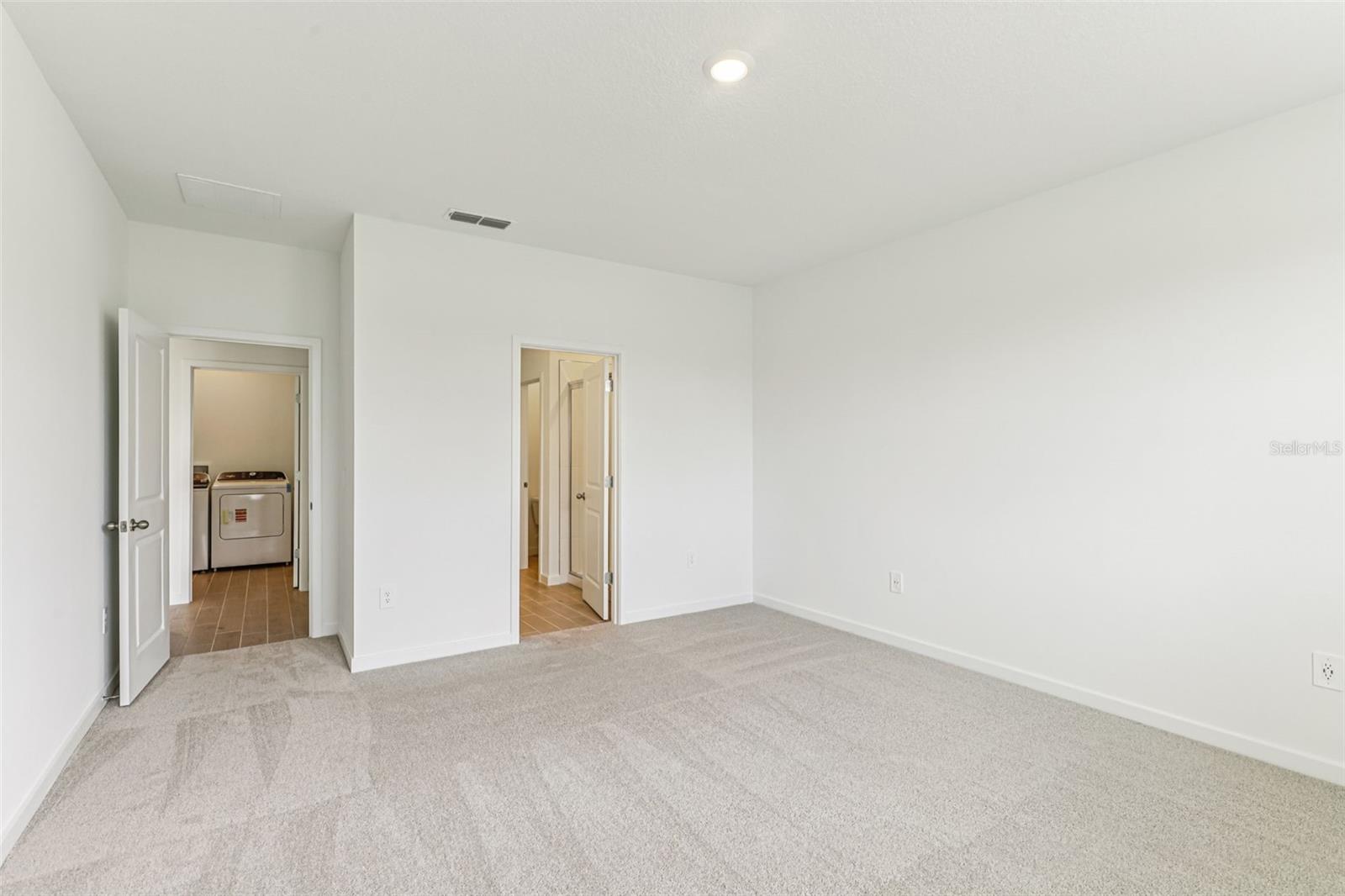 Image 31 of 38 For 16 Oconee Drive