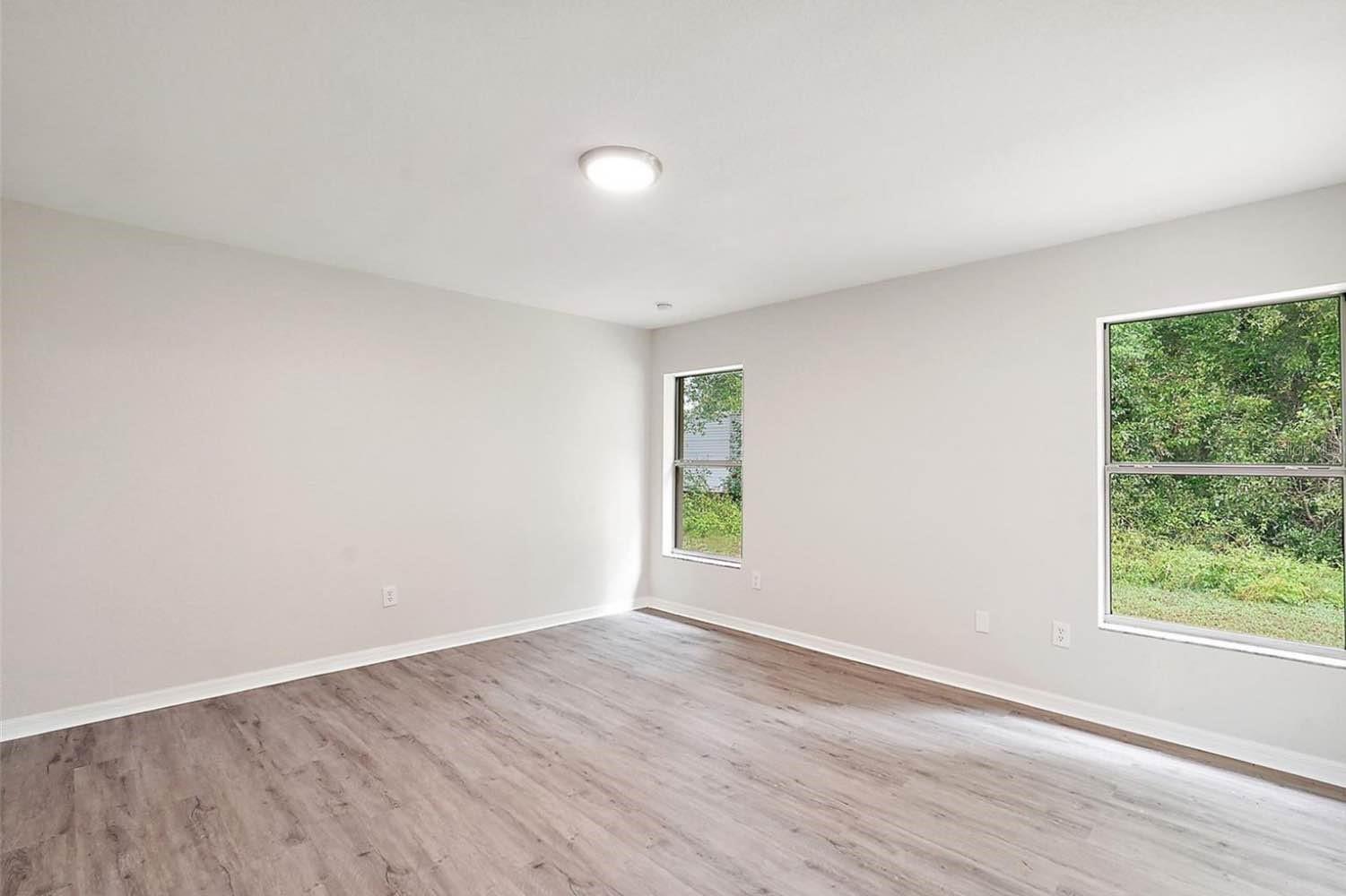 Image 15 of 17 For 1 Aspen Lane