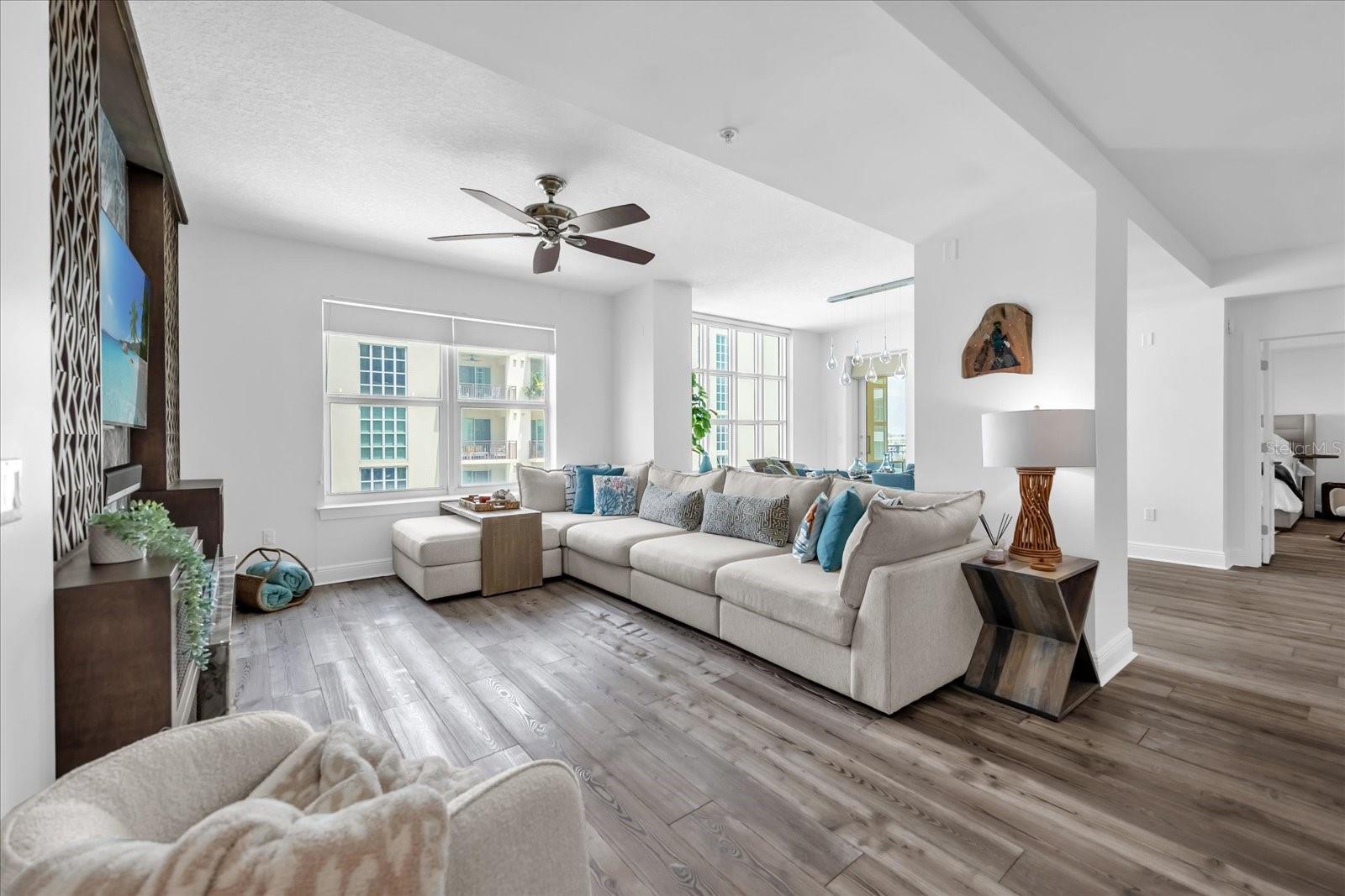 Image 6 of 45 For 1238 Kennedy Boulevard 802