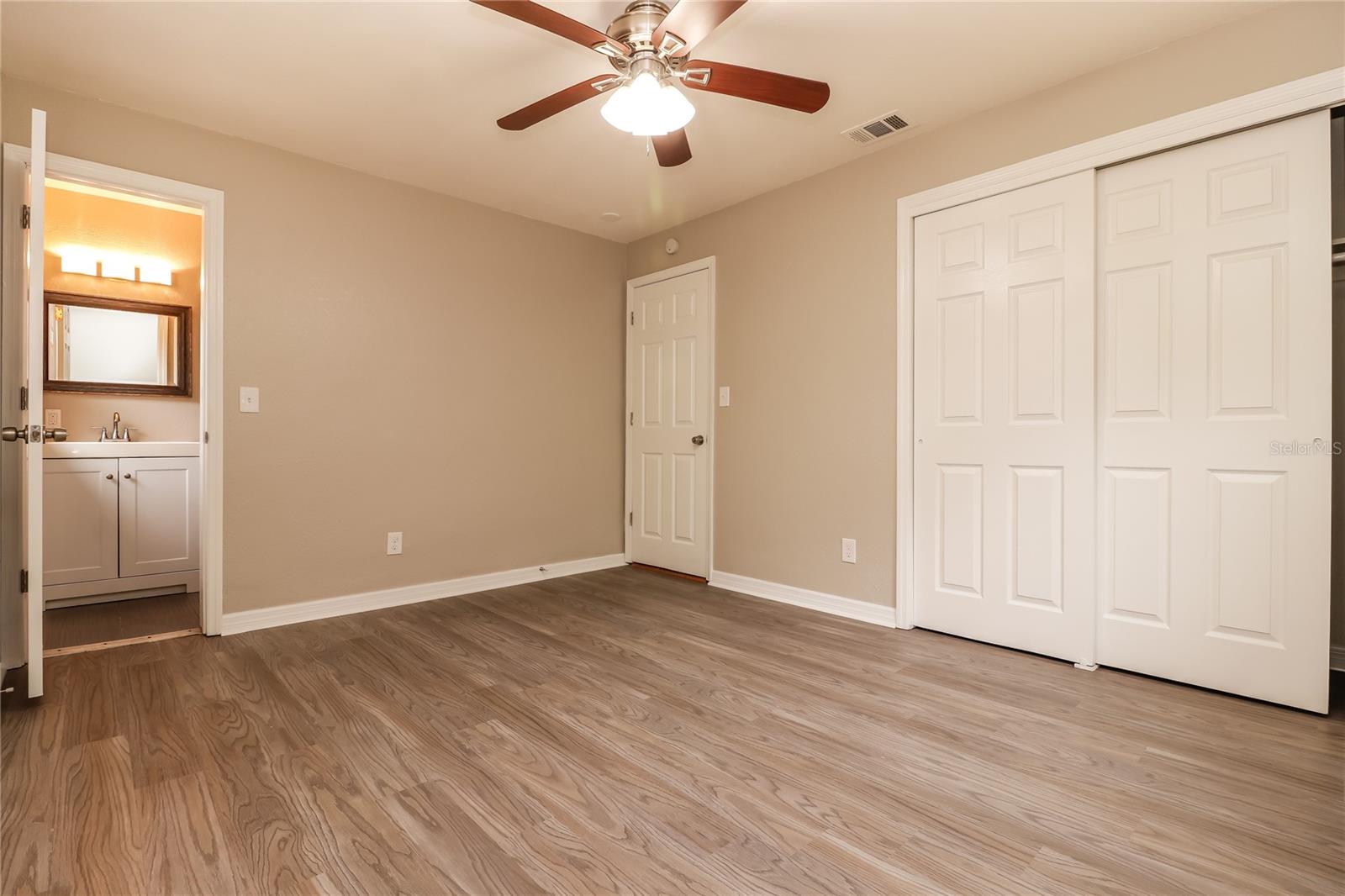 Image 9 of 16 For 4107 Grace Street