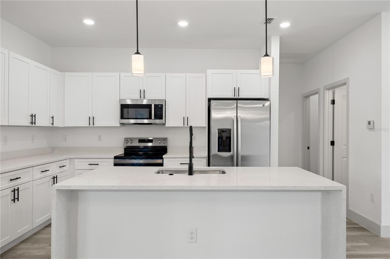 Image 11 of 30 For 1398 Breezy Point Drive