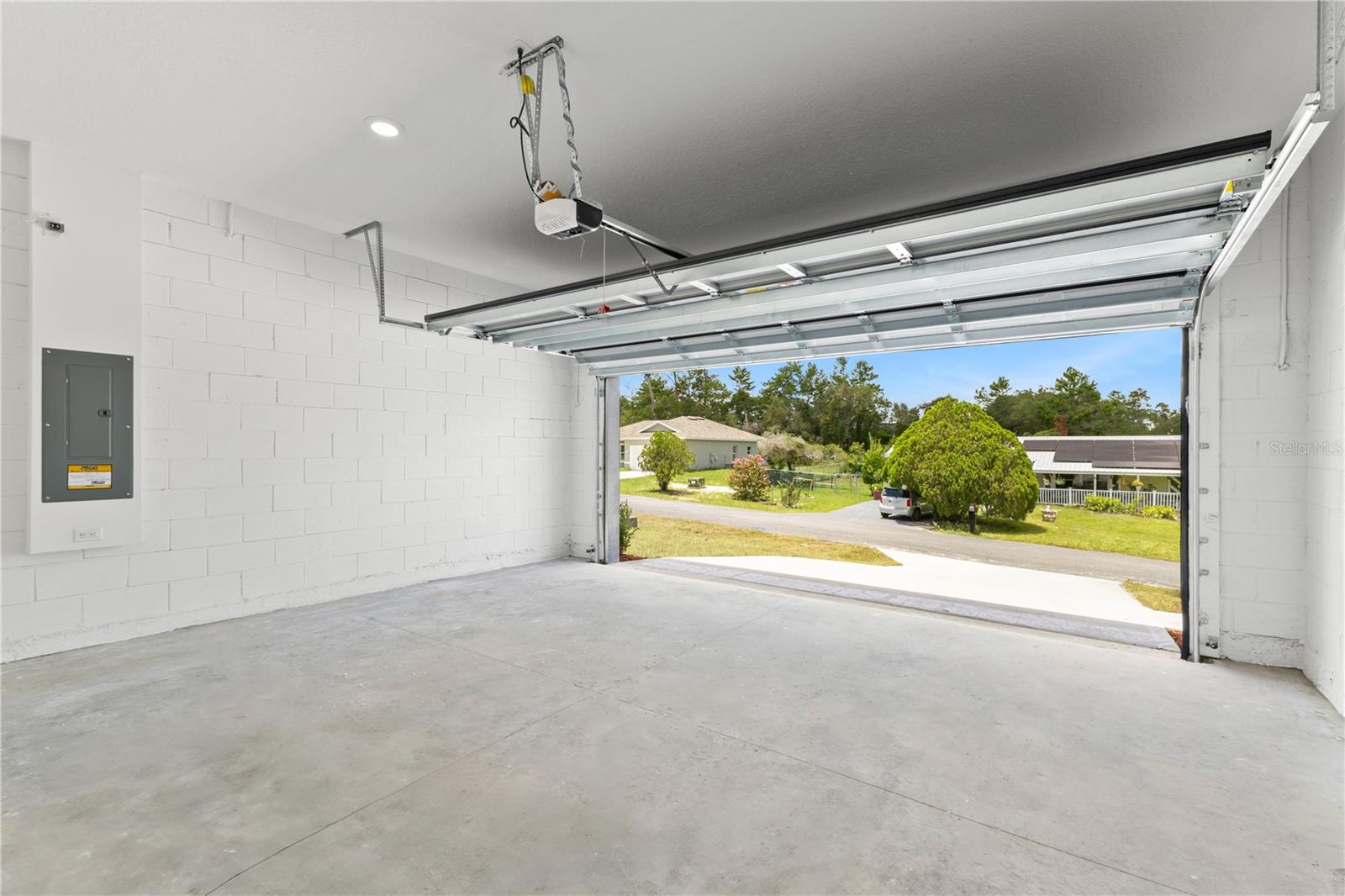 Image 23 of 30 For 1398 Breezy Point Drive