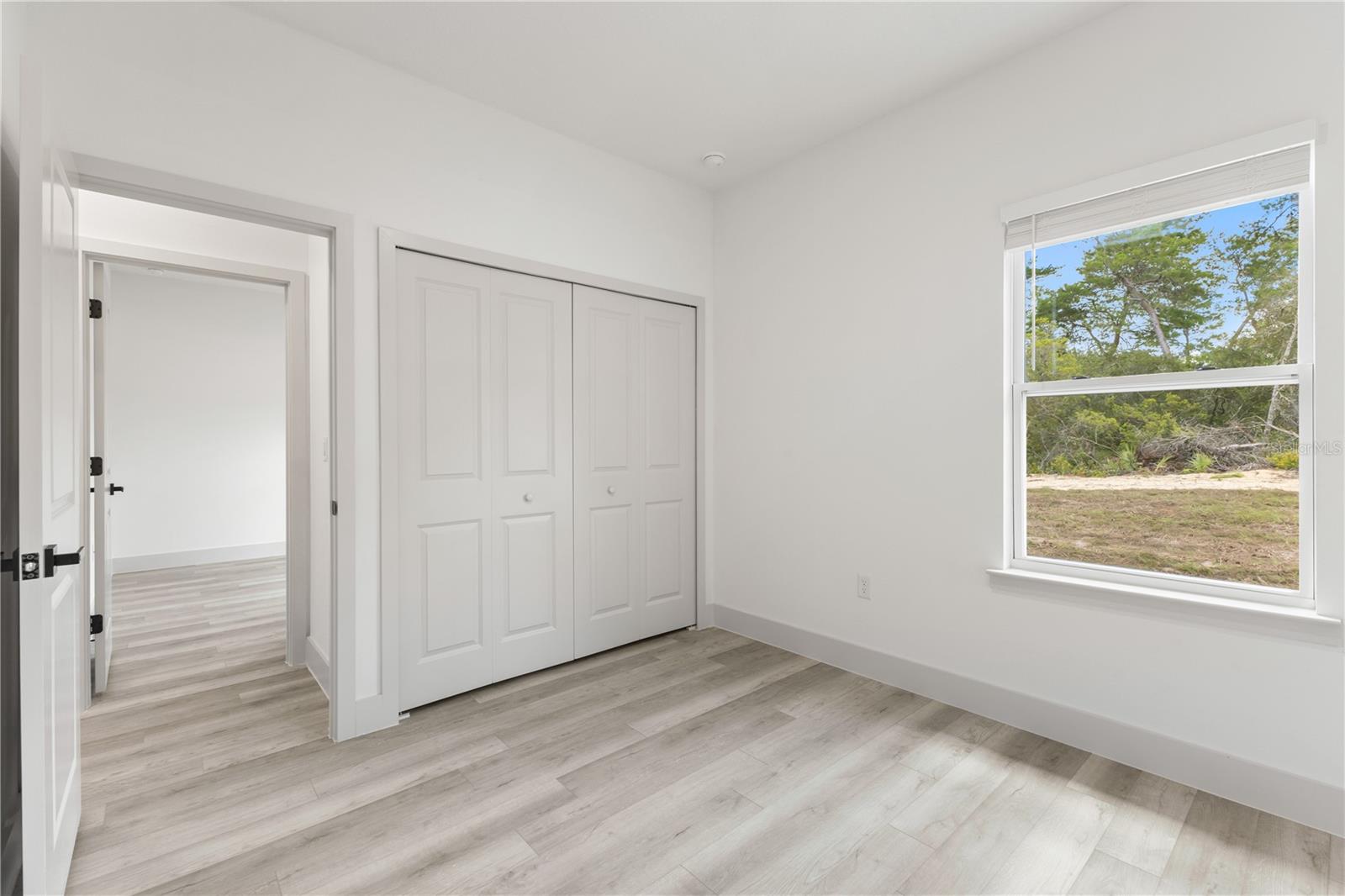 Image 27 of 30 For 1398 Breezy Point Drive