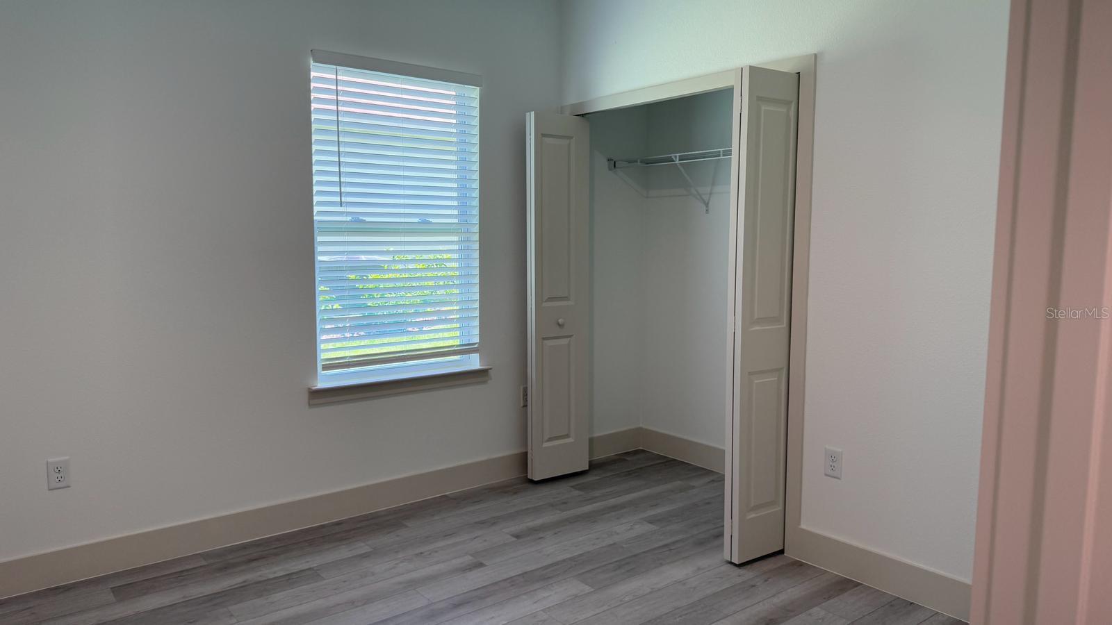 Image 16 of 37 For 1388 Breezy Point Drive