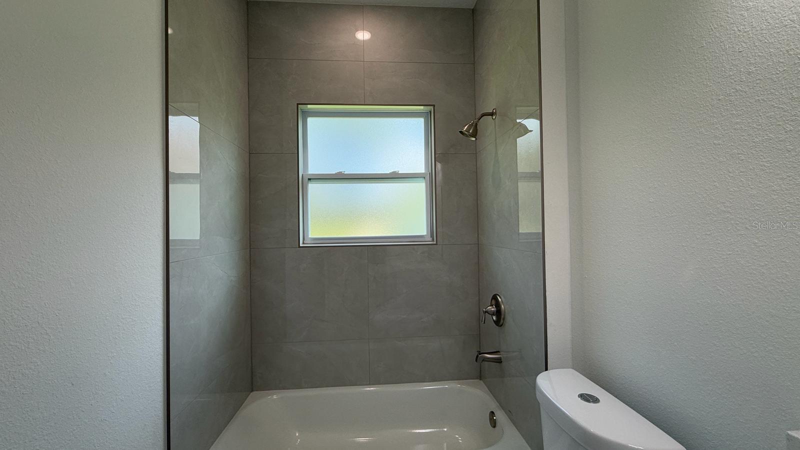 Image 20 of 37 For 1388 Breezy Point Drive