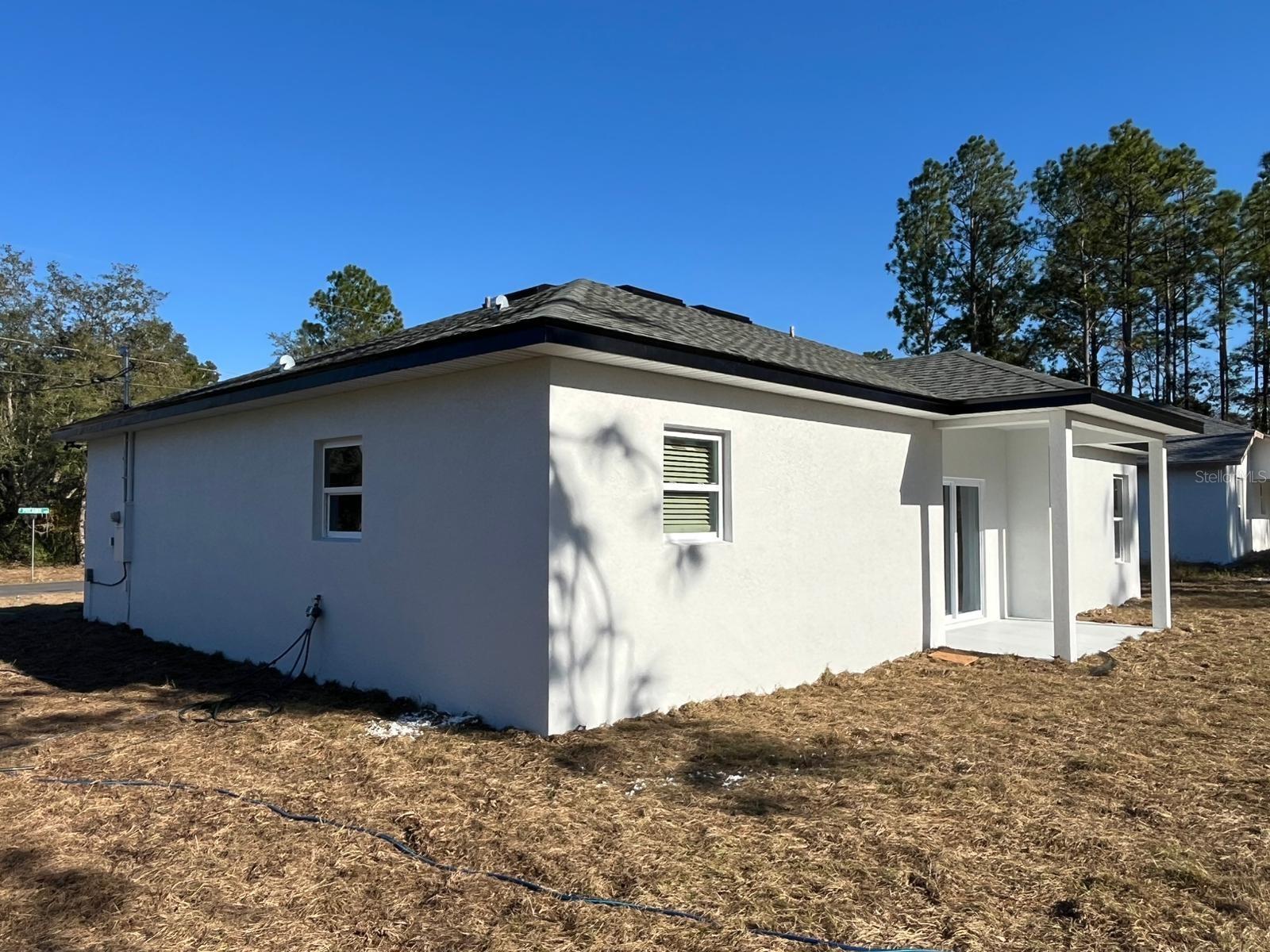 Listing photo id 35 for 8292 Pitcairn Way